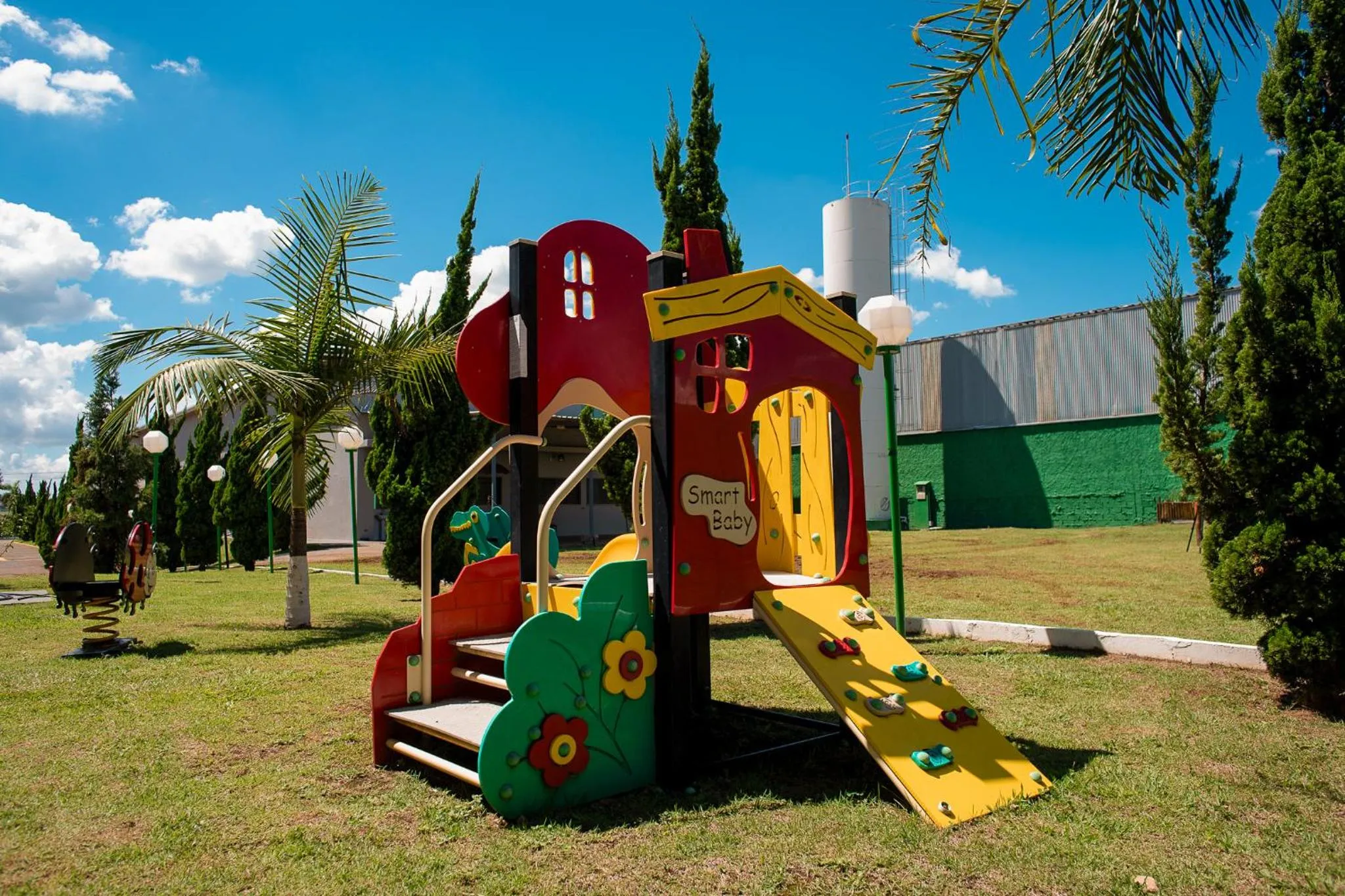 Children play ground in Hotel Nacional Inn São Carlos & Convenções