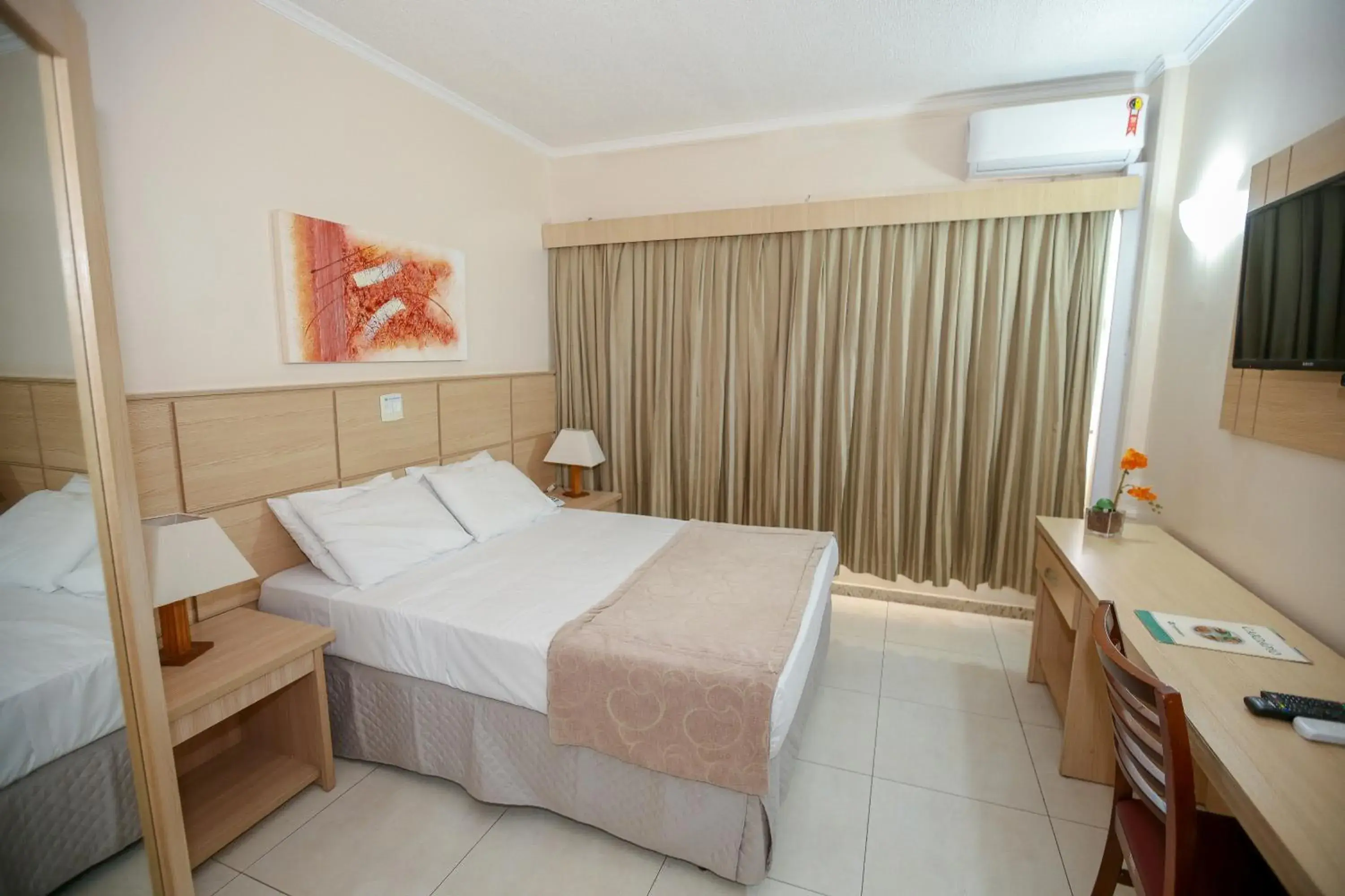 Bedroom, Bed in Hotel Nacional Inn São Carlos & Convenções Bedroom, Bed in Hotel Nacional Inn São Carlos & Convenções