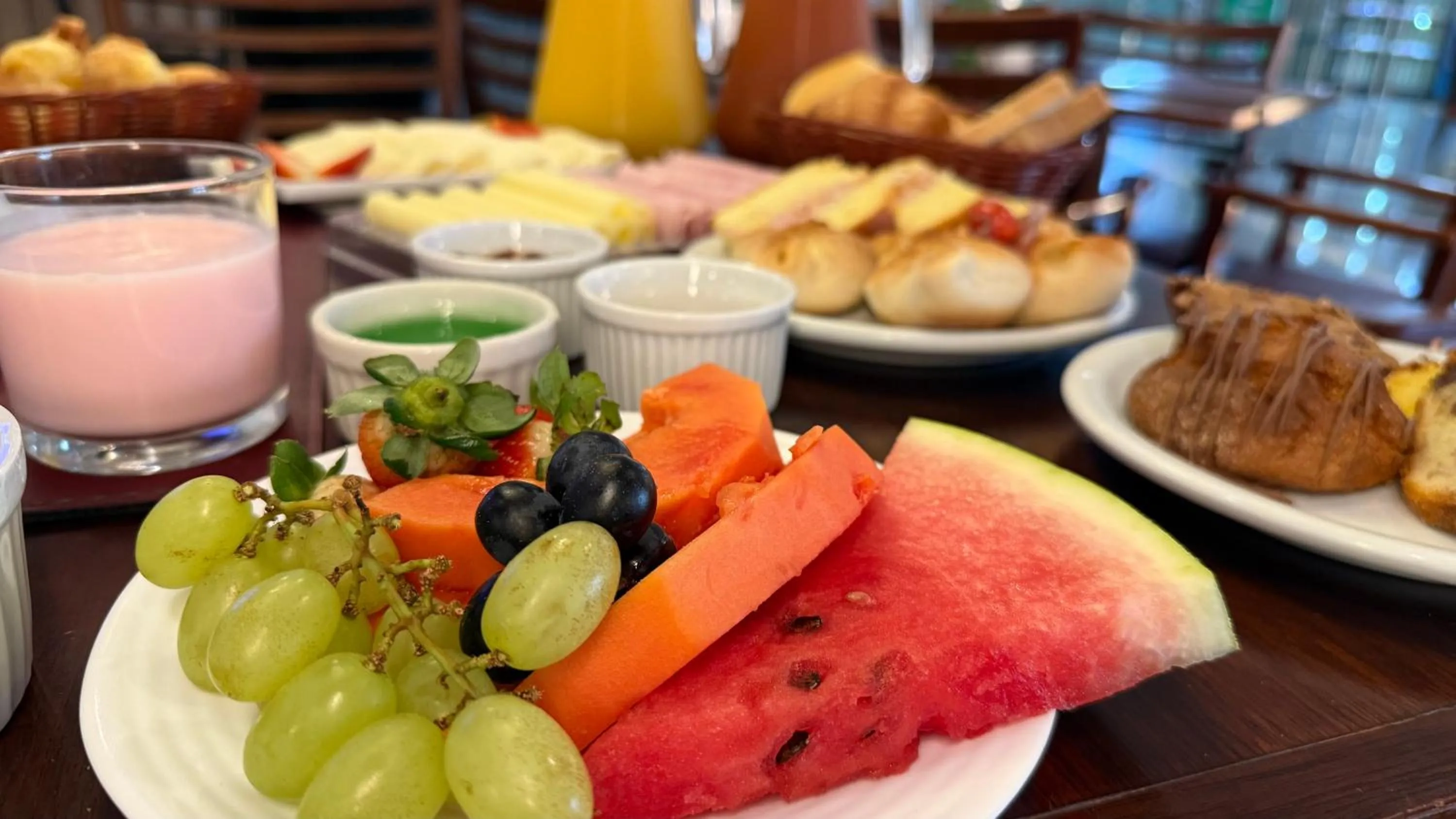 Breakfast in Hotel Nacional Inn São Carlos & Convenções