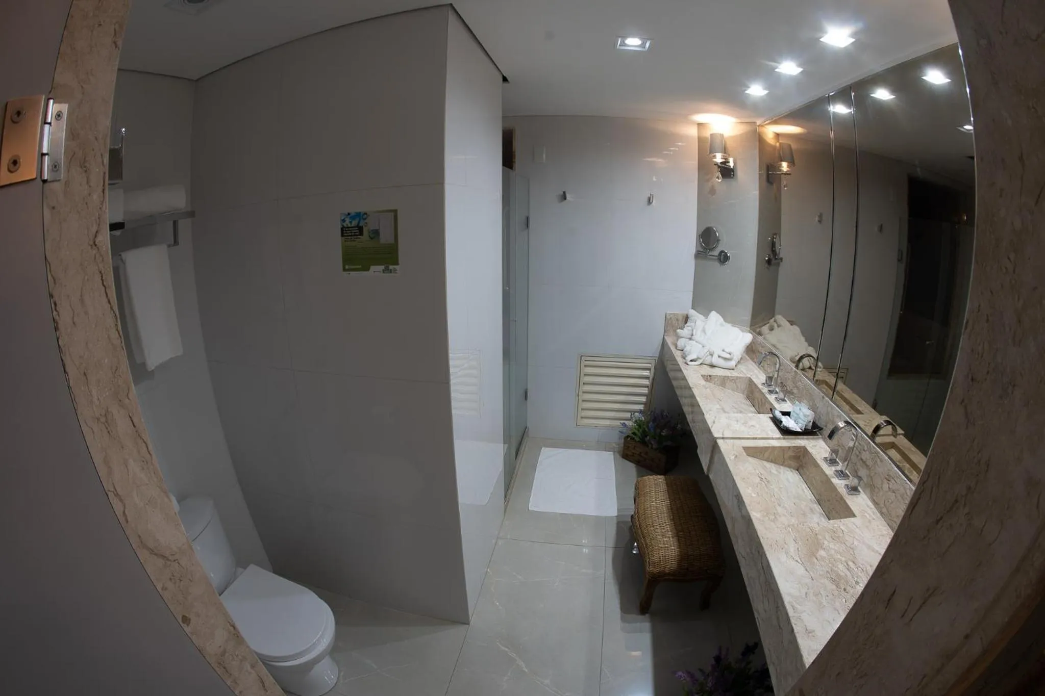 Bathroom in Hotel Nacional Inn São Carlos & Convenções