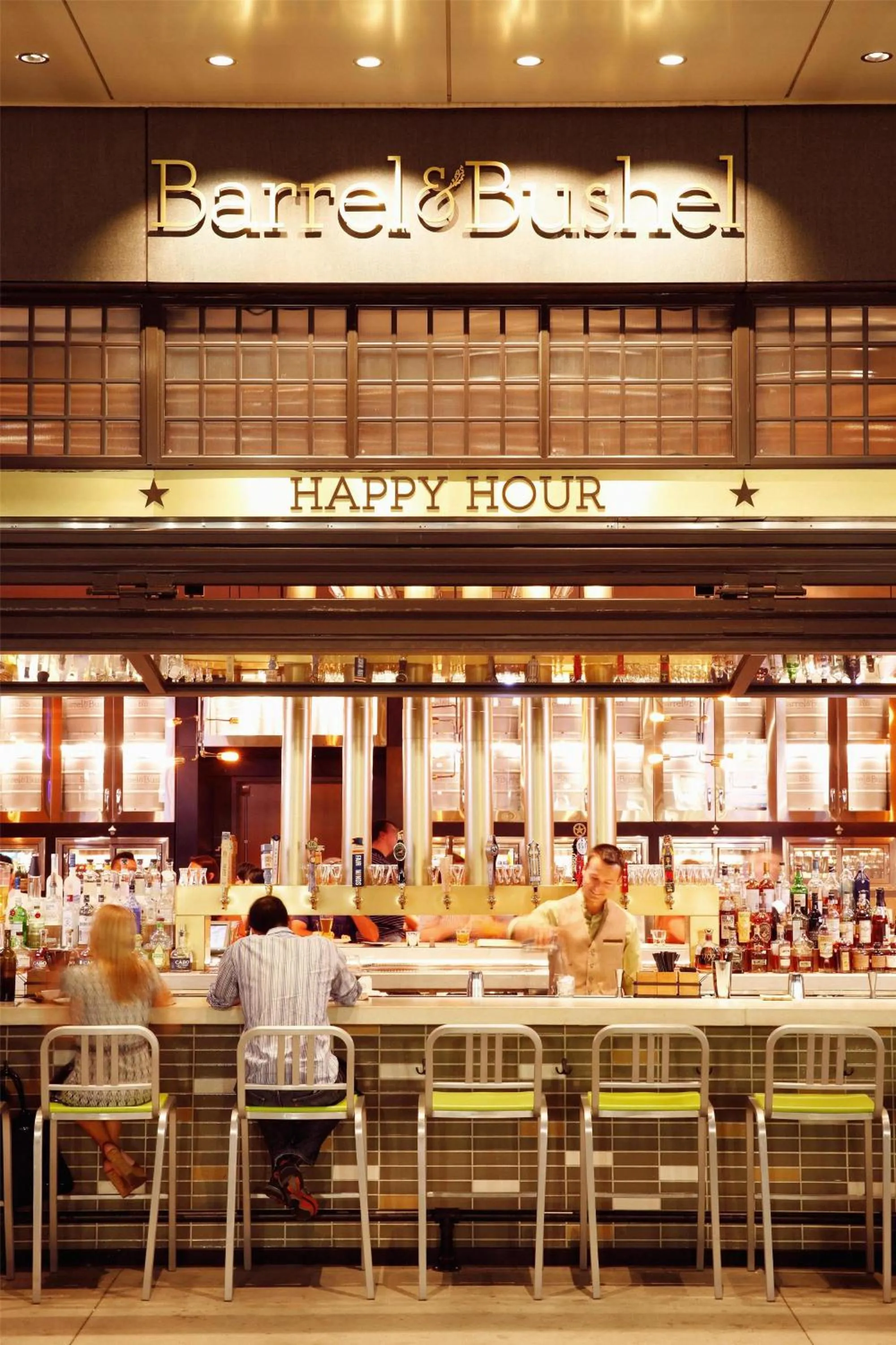 Lounge or bar in Hyatt Regency Tysons Corner Center