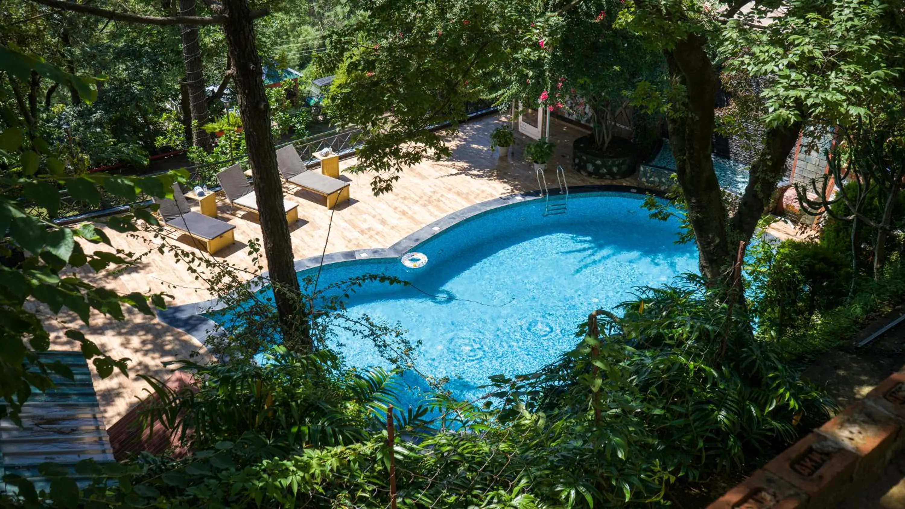 Swimming pool in Winnies Holiday Resort & Spa