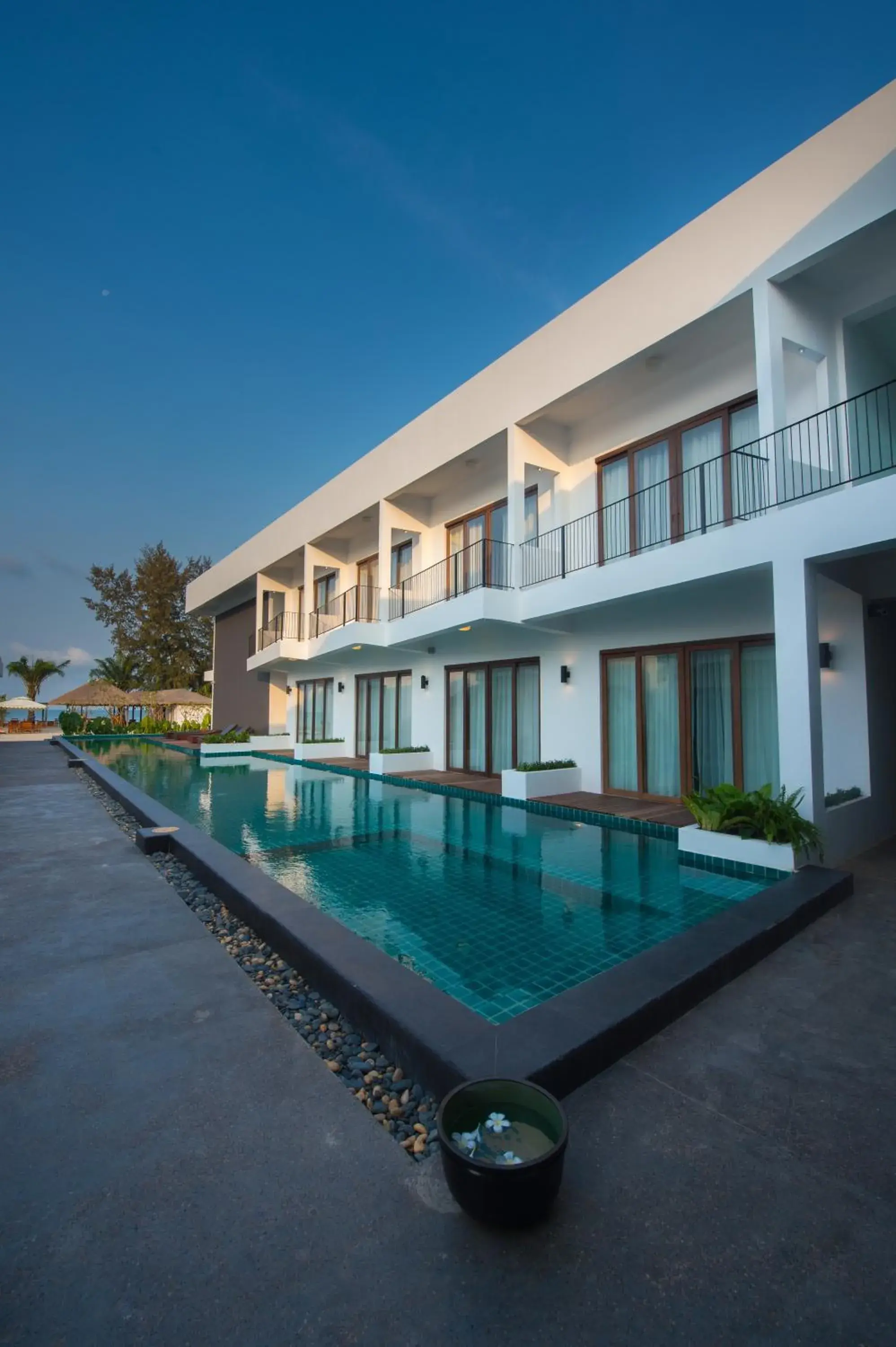 Swimming pool in Ren Resort Swimming pool in Ren Resort