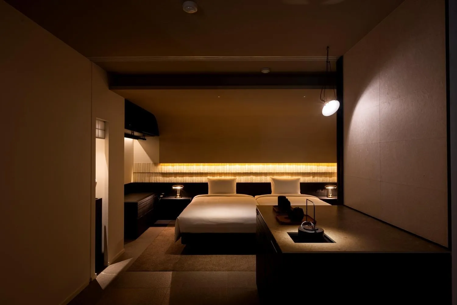 Photo of the whole room, Bed in Hakone Fontaine Bleau Sengokutei