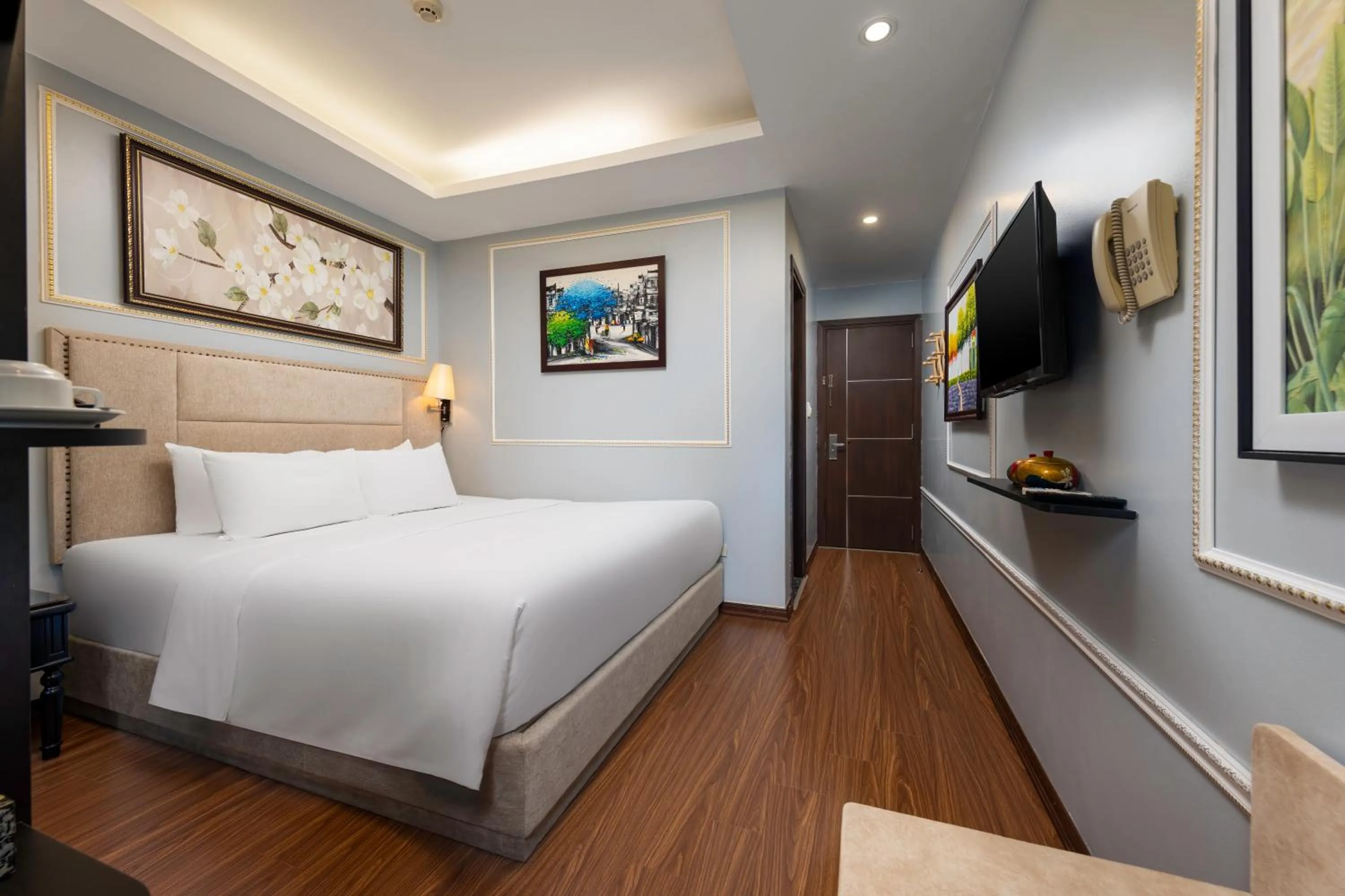 Bed in Golden Amour Hotel