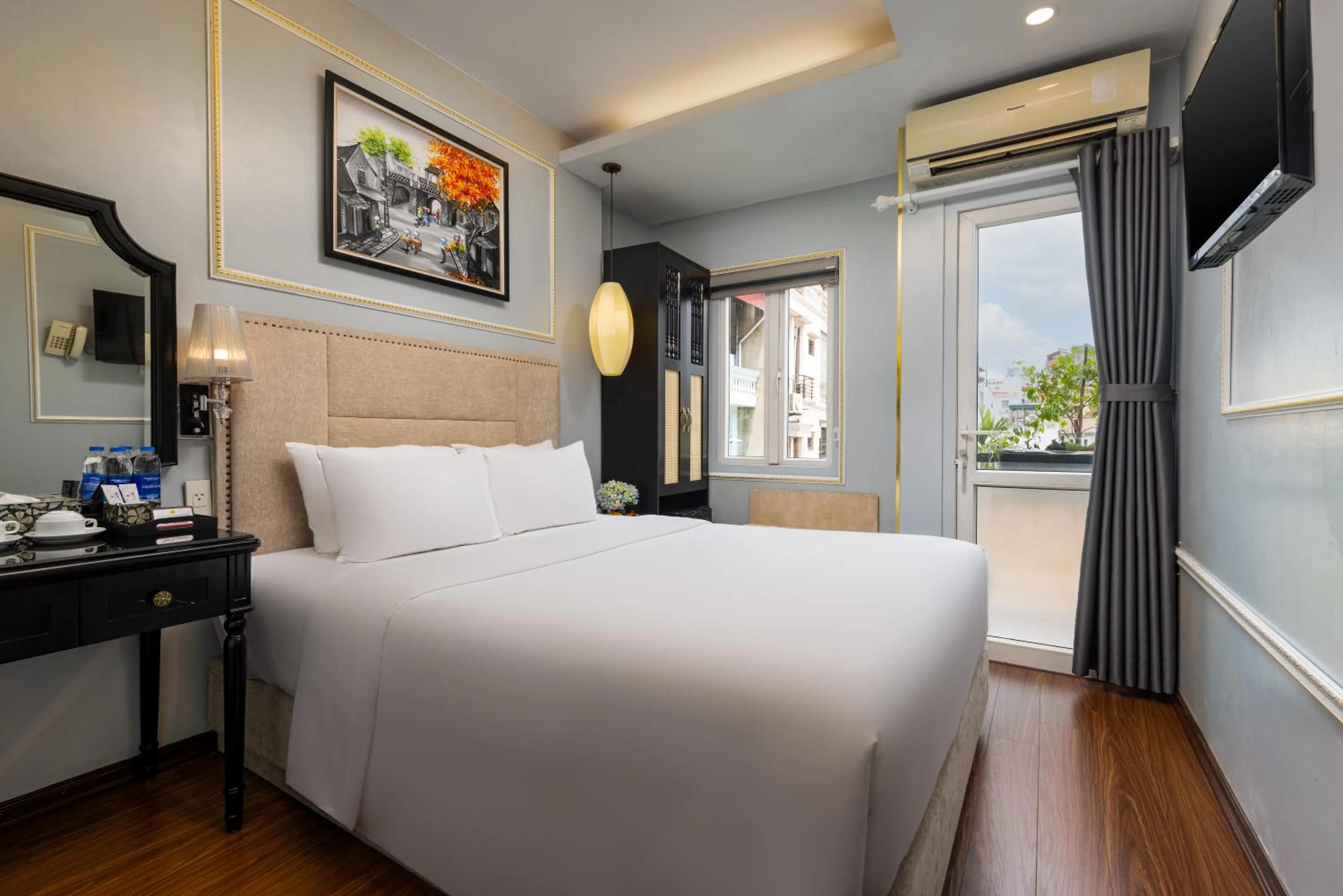 City view, Bed in Golden Amour Hotel