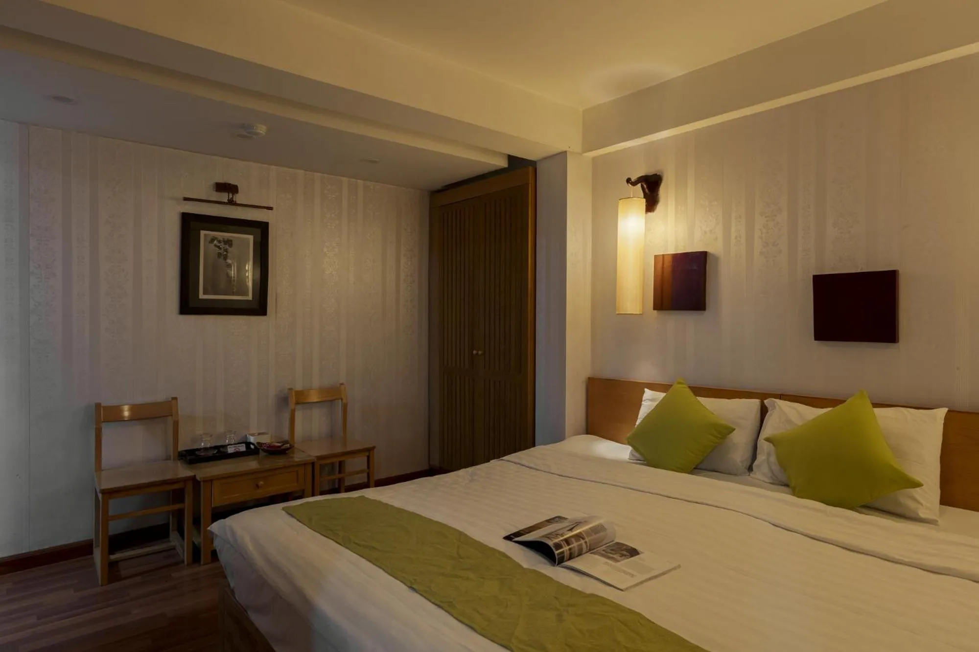 Bed in Hanoi Central Park Hotel