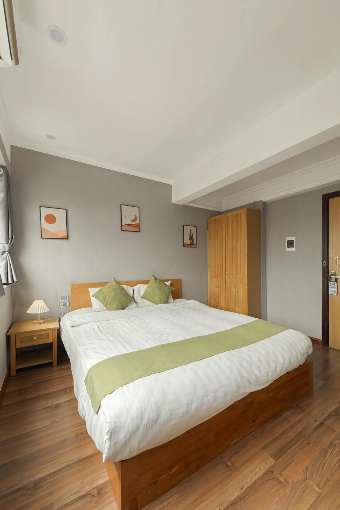 Bed in Hanoi Central Park Hotel