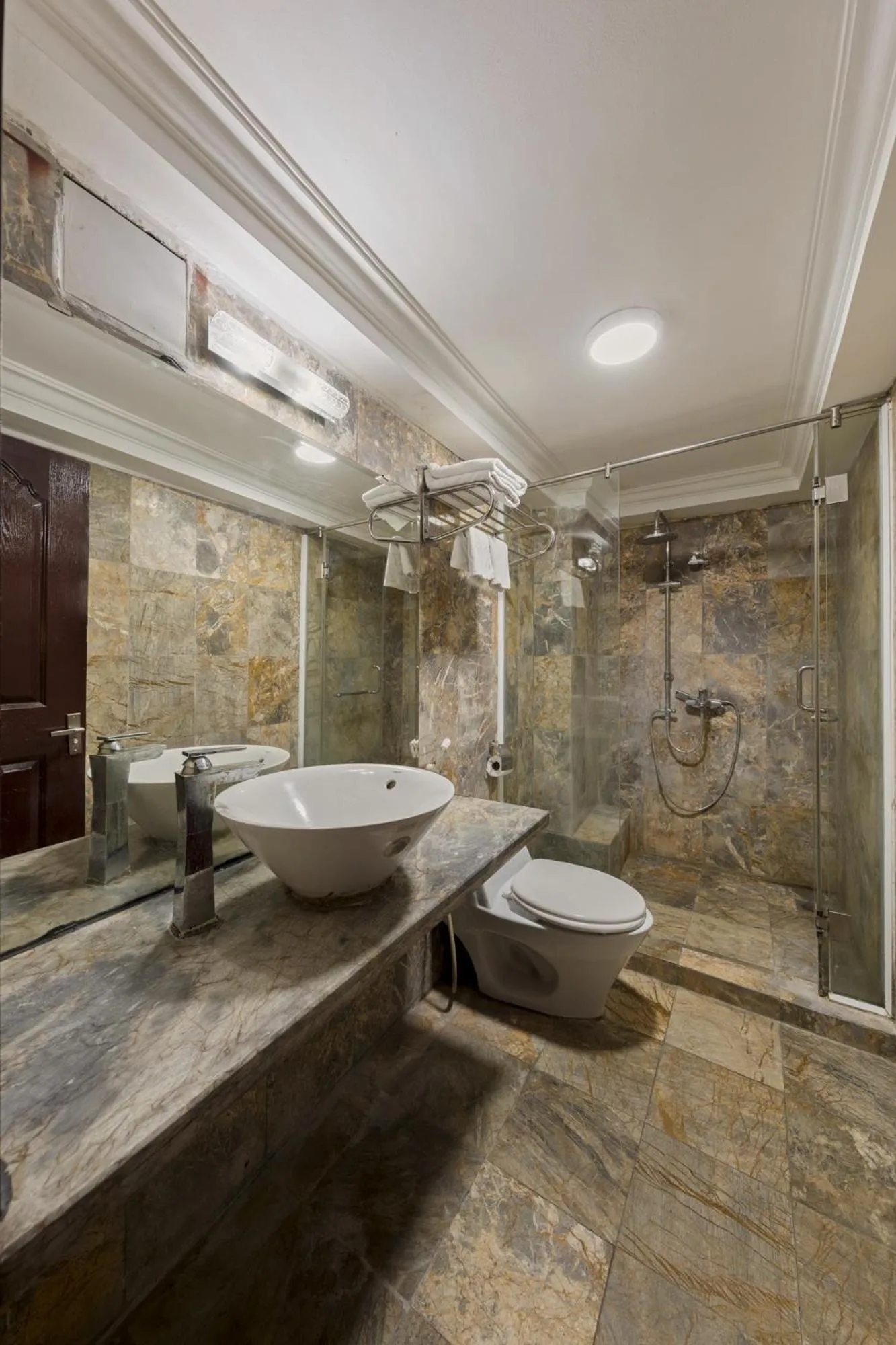 Hanoi Central Park Hotel