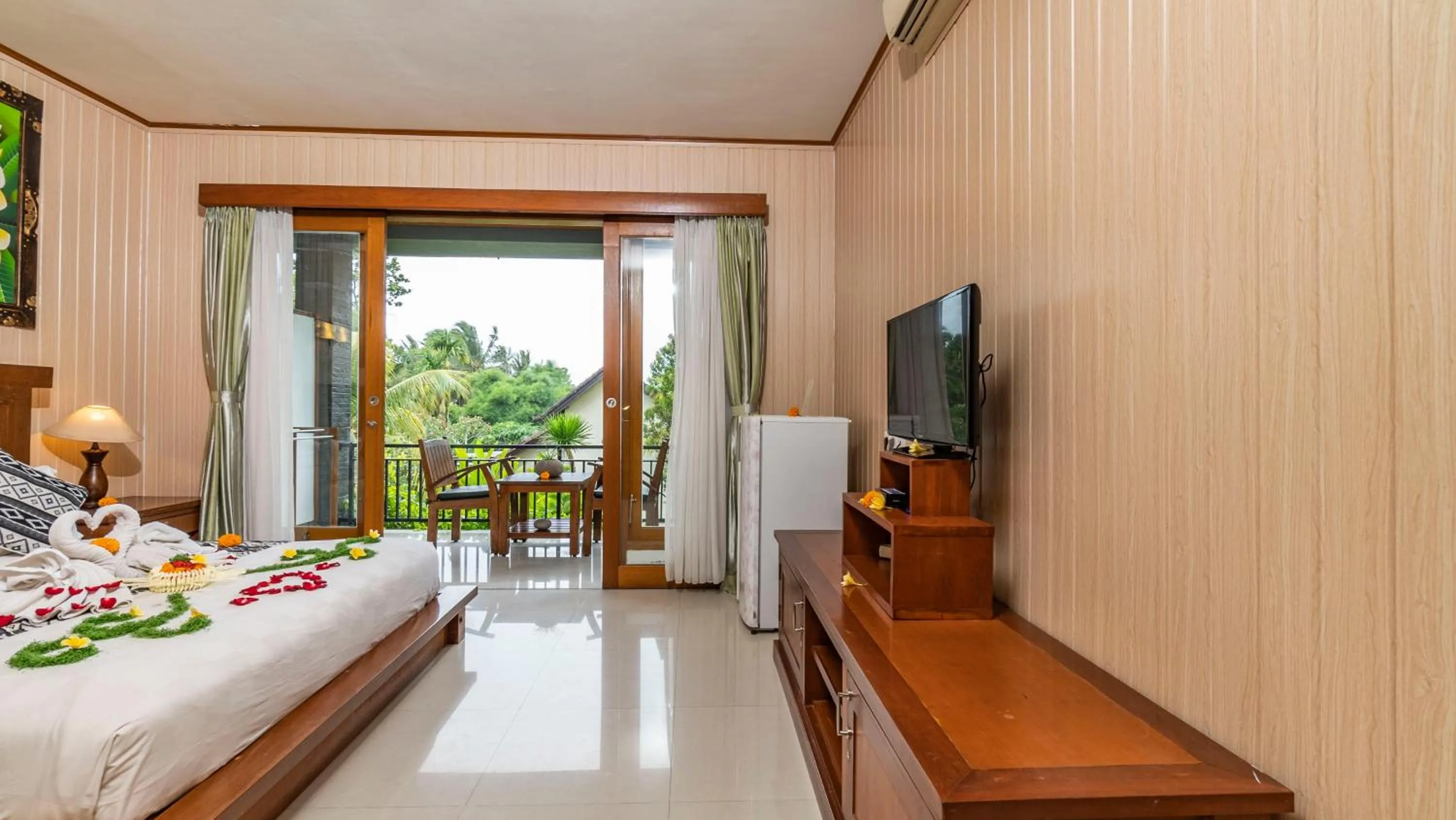Bedroom, Bed in Gita Maha Ubud Hotel by Mahaputra-CHSE Certified