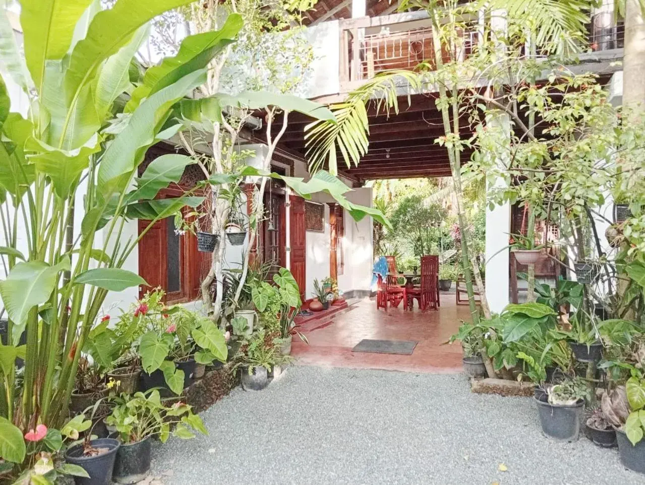 Hill Side Kings Villa (Colonial Bungalow) Hill Side Kings Villa (Colonial Bungalow)