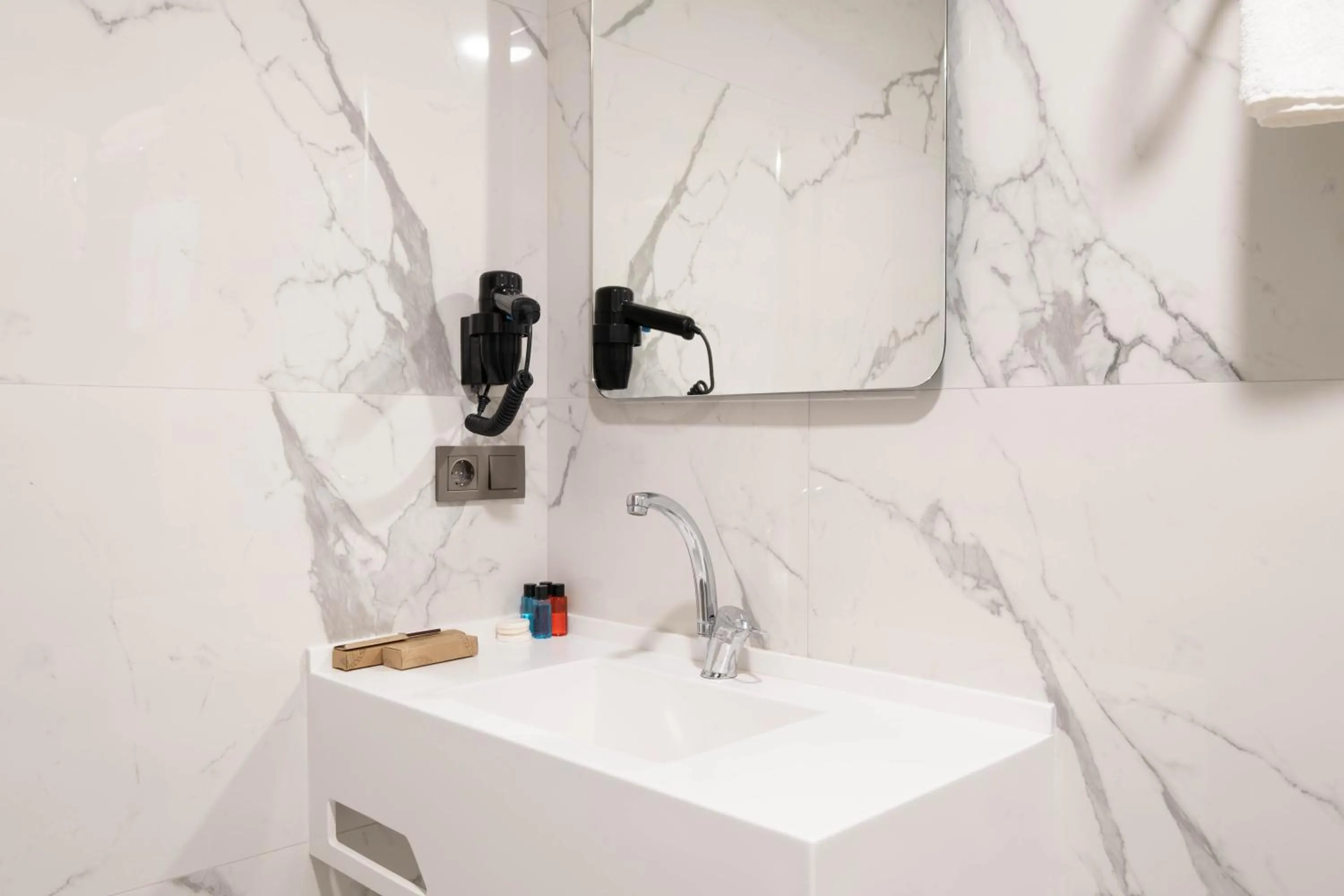 Toilet in The Port Güzelyalı