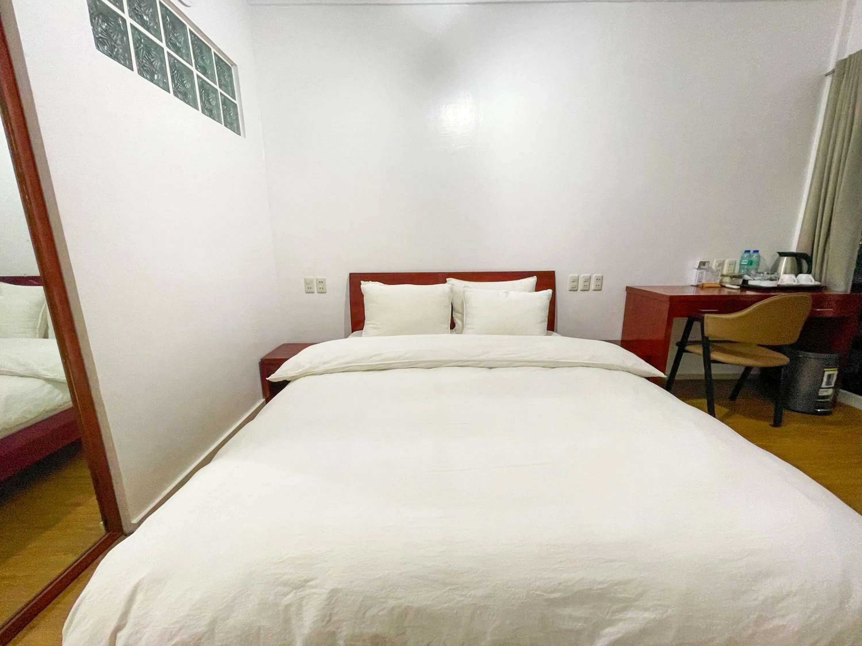 Bed in Montani Beach Resort Puerto Galera powered by Cocotel