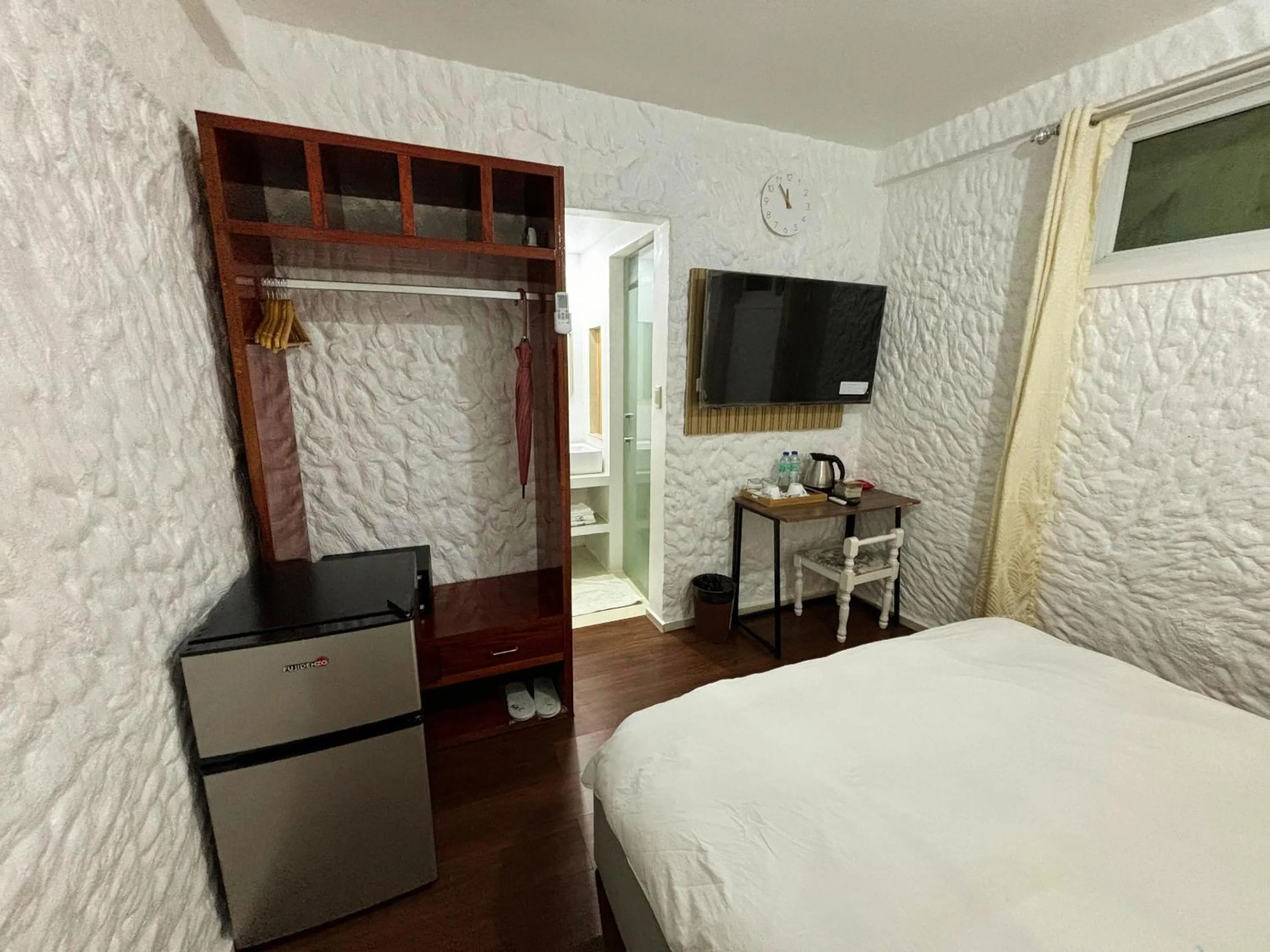 Bed in Montani Beach Resort Puerto Galera powered by Cocotel