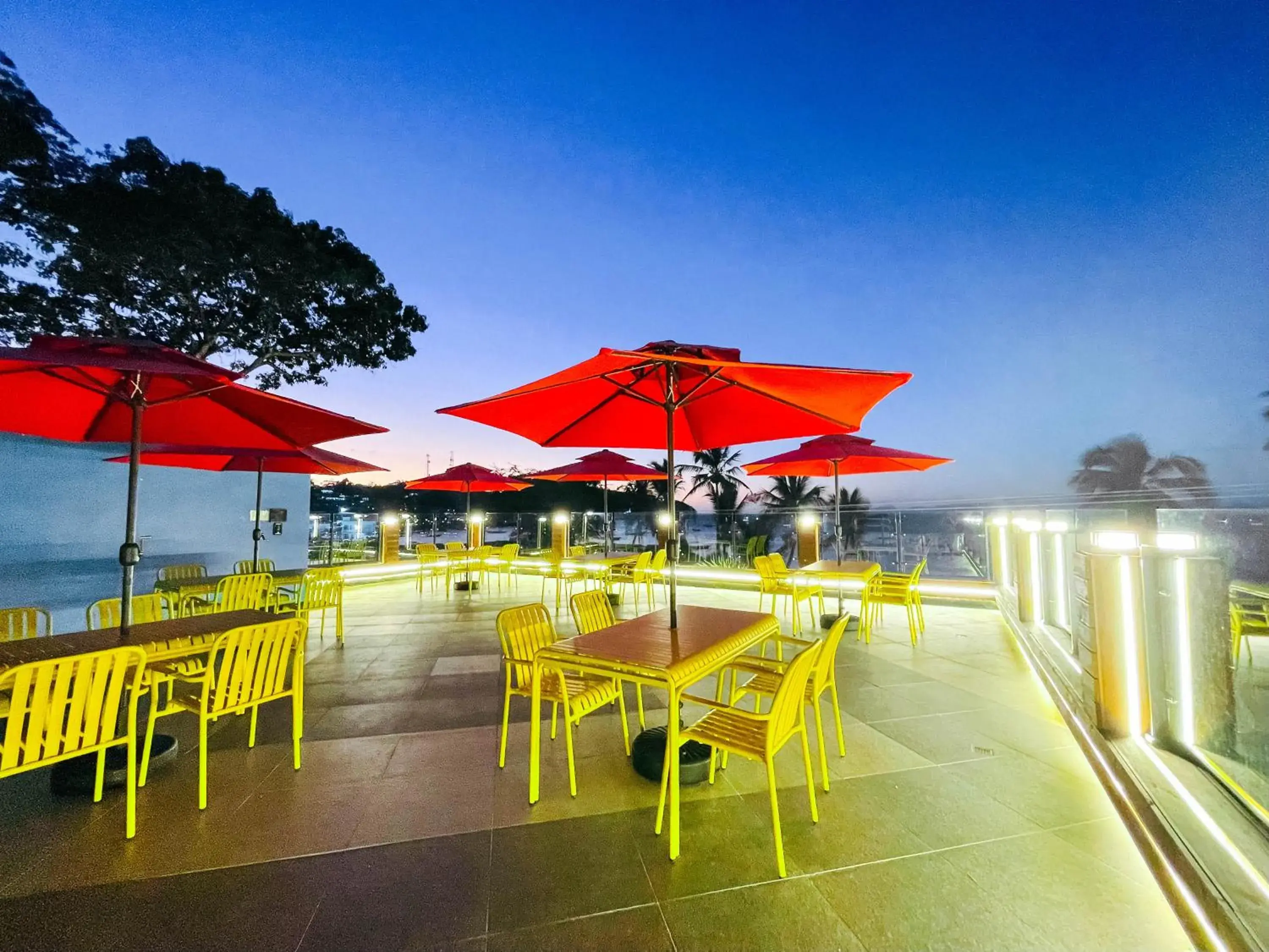 Lounge or bar in Montani Beach Resort Puerto Galera powered by Cocotel Lounge or bar in Montani Beach Resort Puerto Galera powered by Cocotel