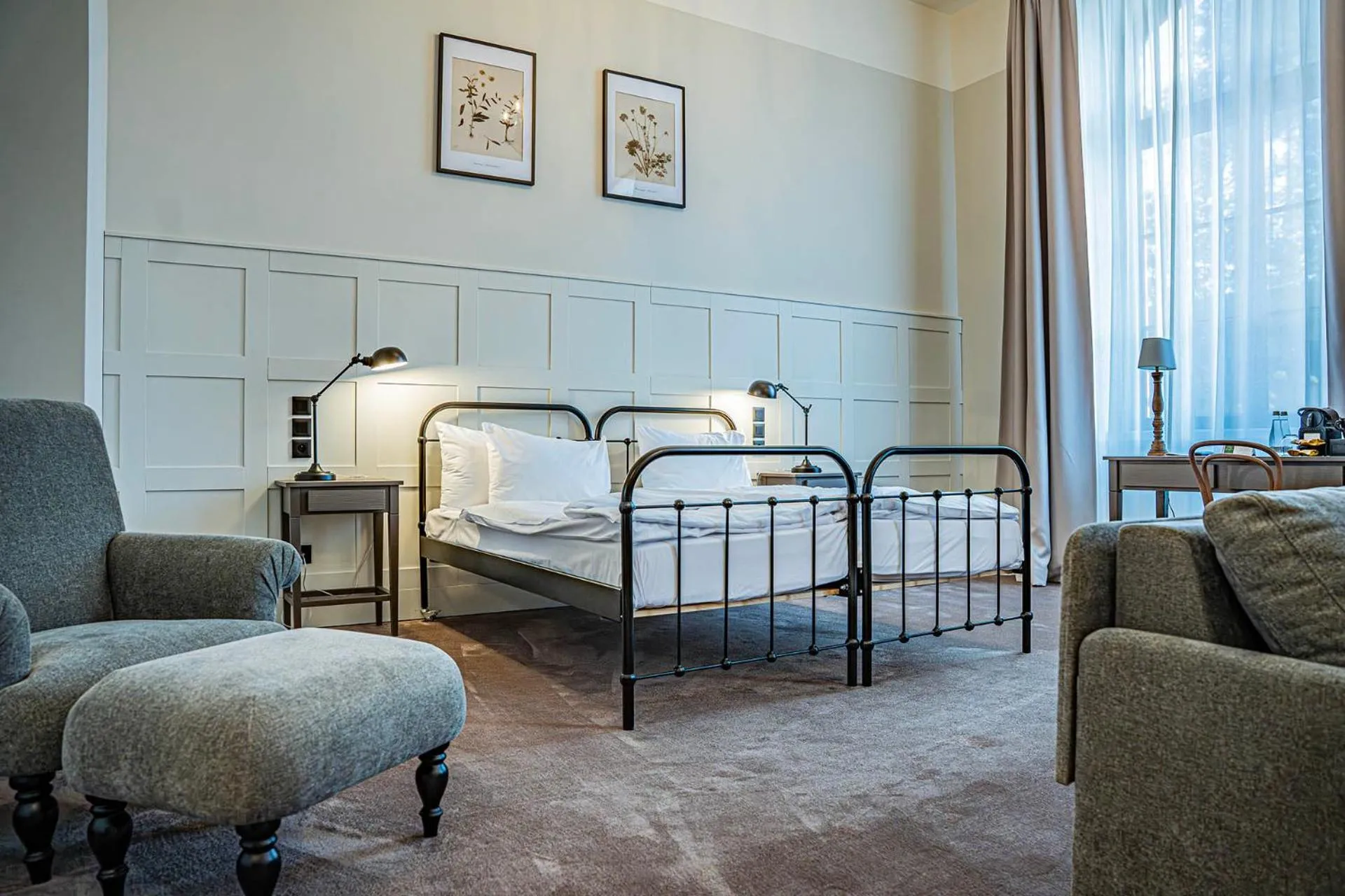 Bed in ARCHE Klasztor Wrocław