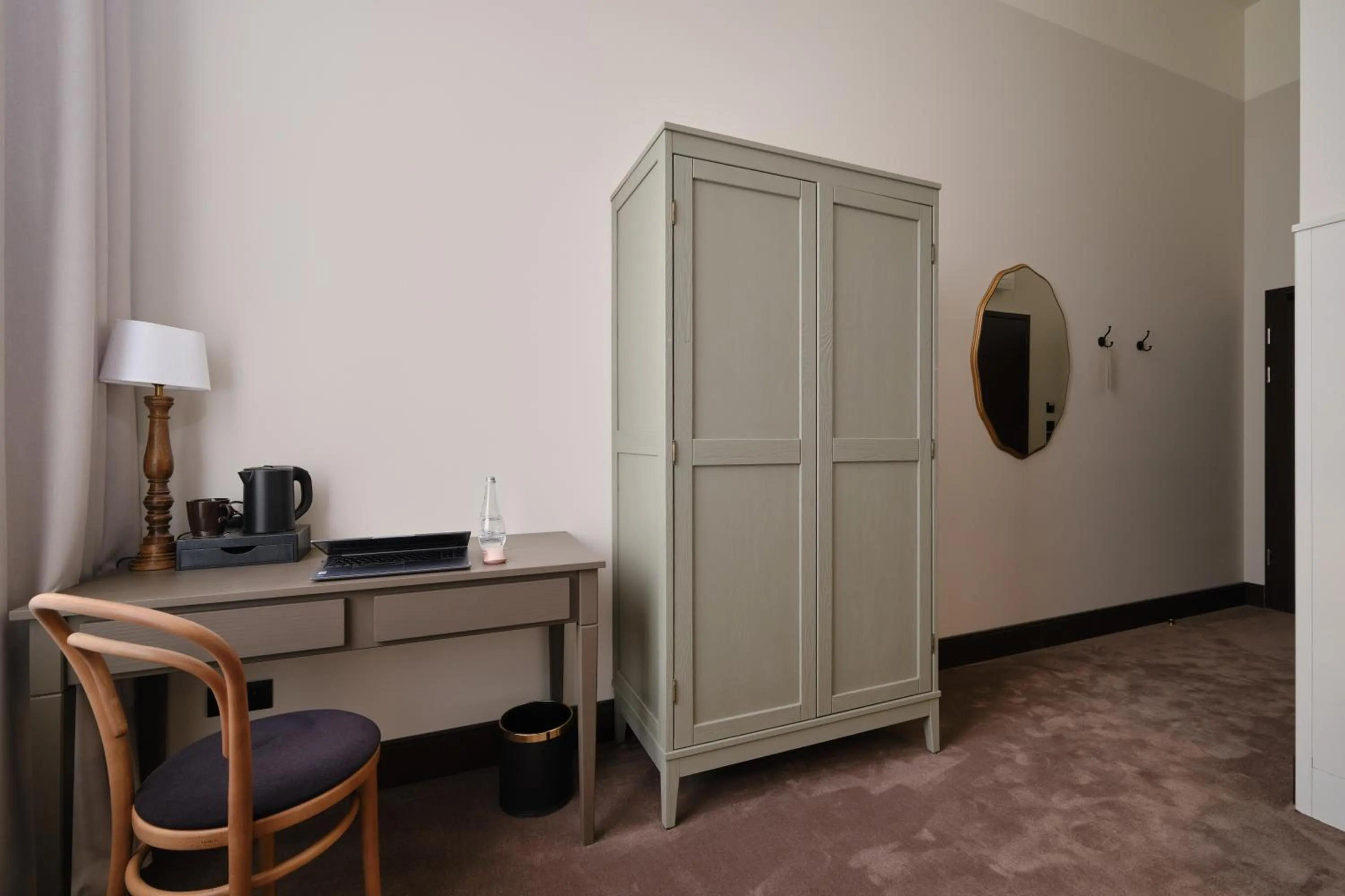 Photo of the whole room in ARCHE Klasztor Wrocław