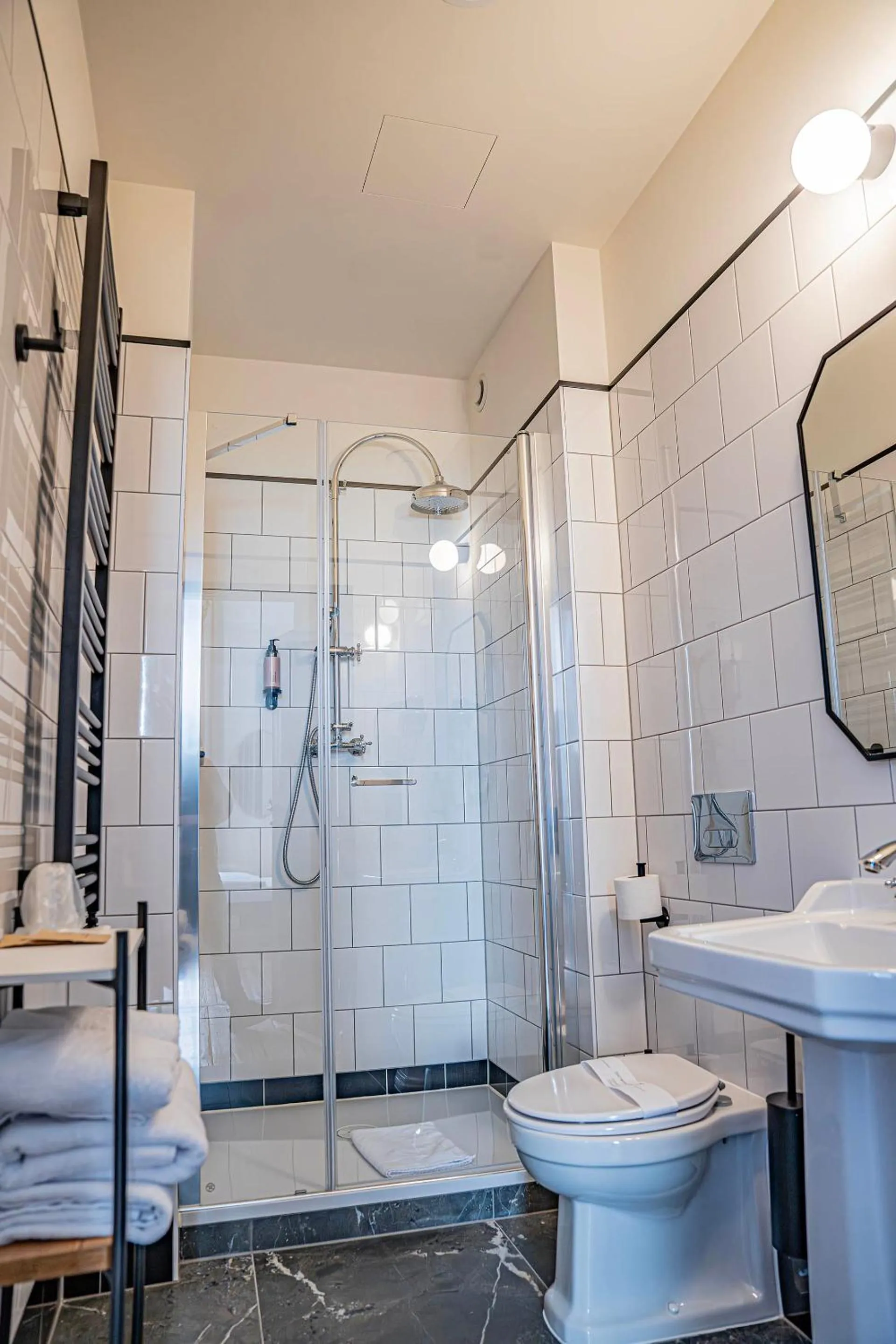 Bathroom in ARCHE Klasztor Wrocław