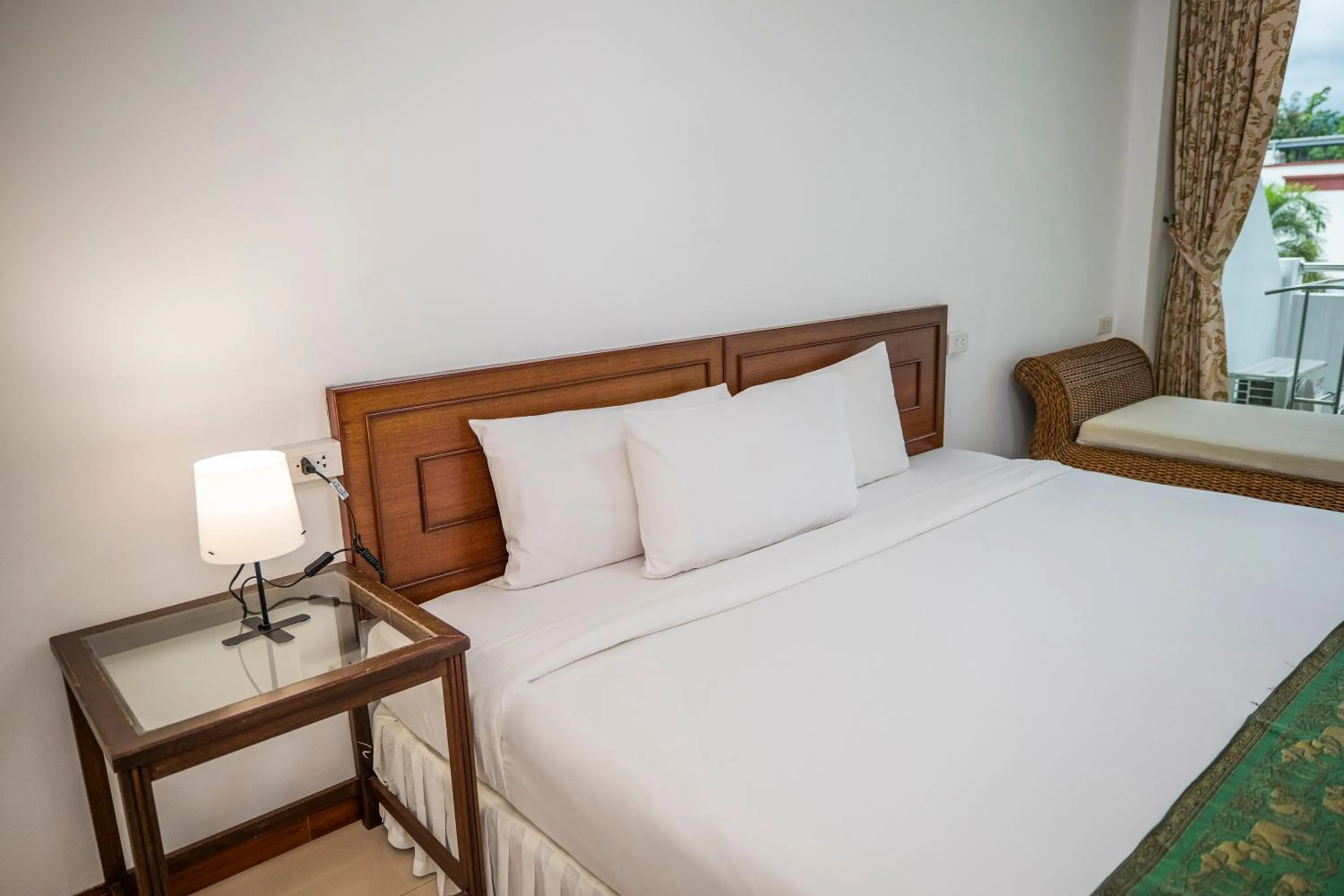 Bed in Mam Kaibae Hotel