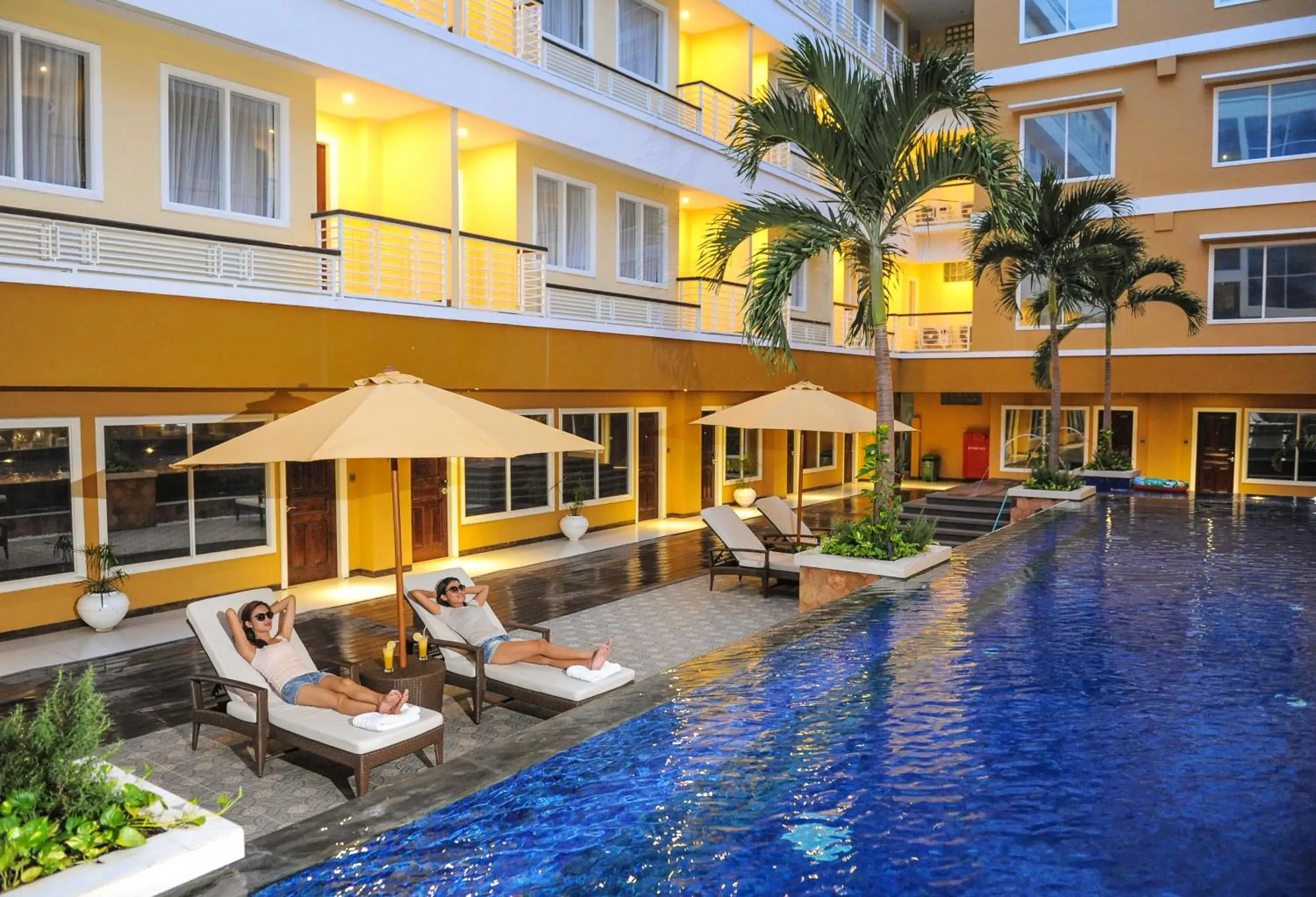Swimming pool in Sylvia Hotel Premier Kupang Swimming pool in Sylvia Hotel Premier Kupang