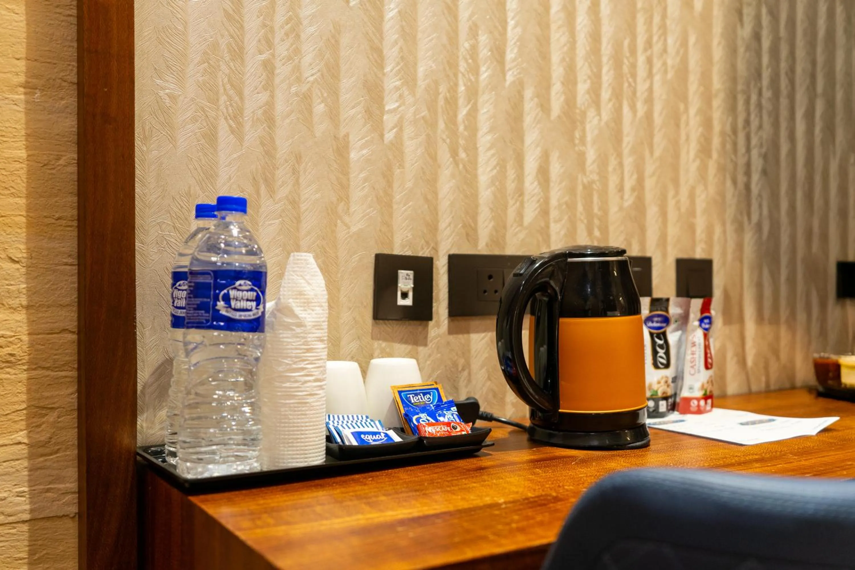 Coffee/tea facilities in 0484 Aero Lounge-Terminal 2 Cochin Airport Hotel