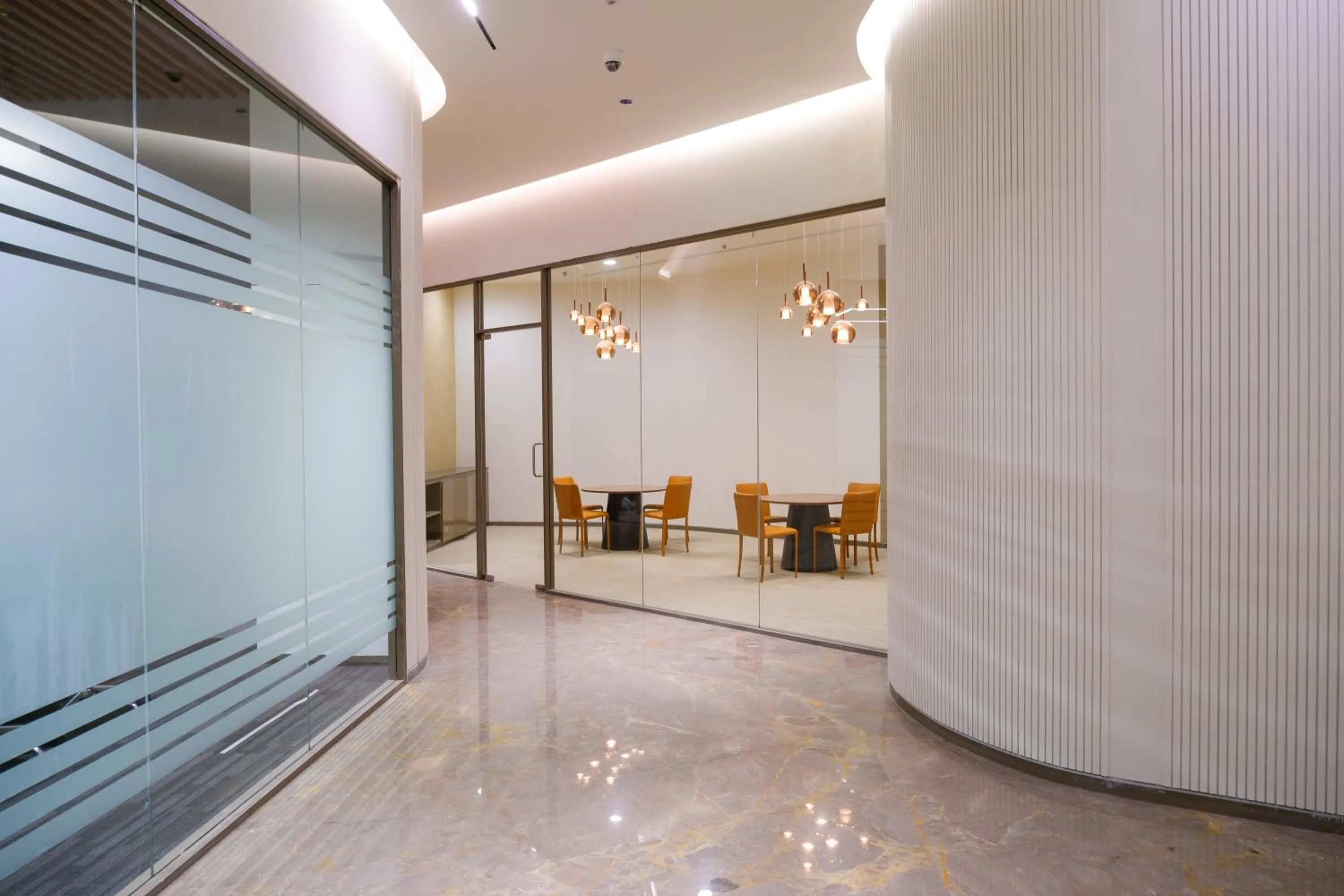 elevator in 0484 Aero Lounge-Terminal 2 Cochin Airport Hotel