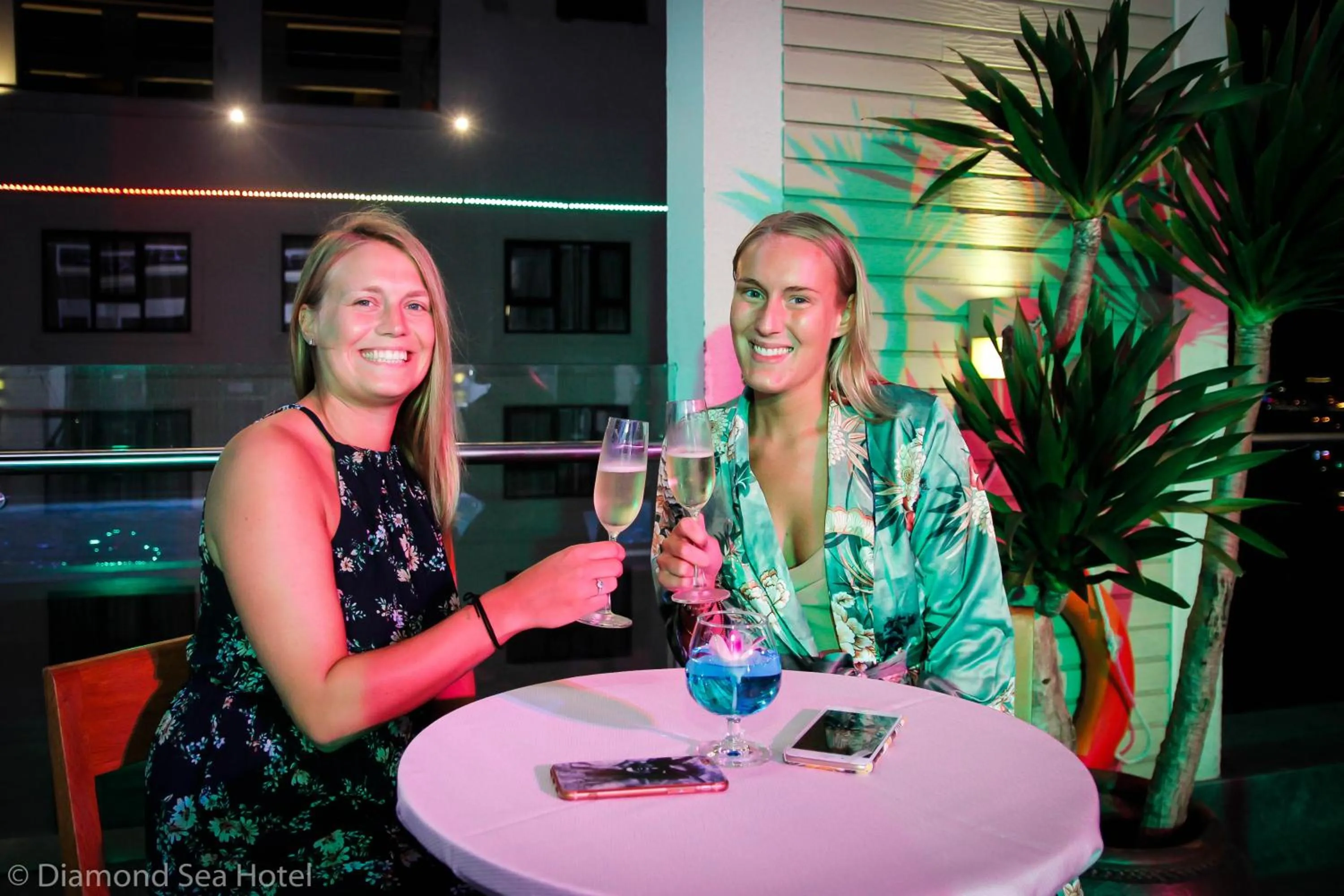 Lounge or bar in Diamond Sea Hotel