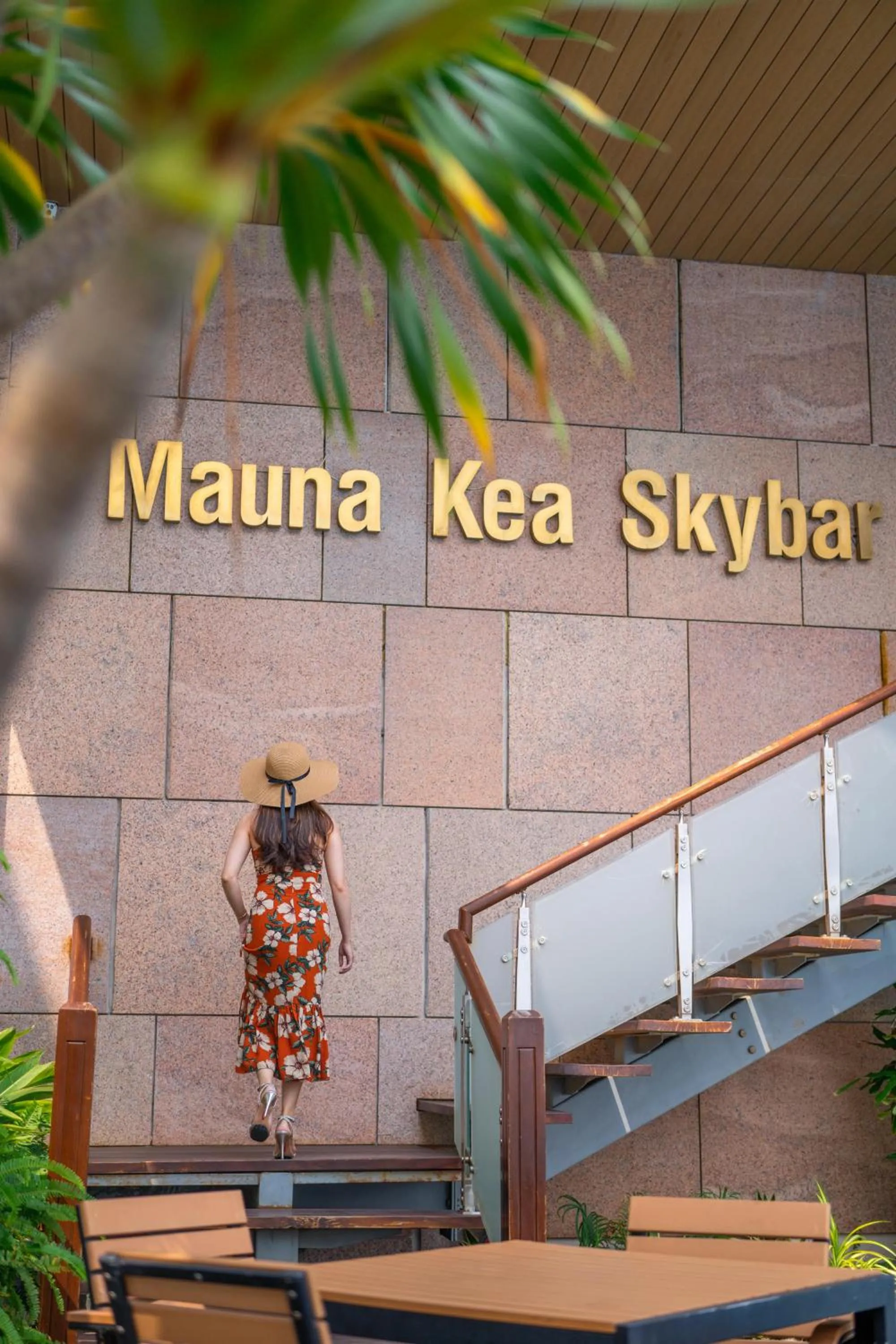 Lounge or bar in Diamond Sea Hotel