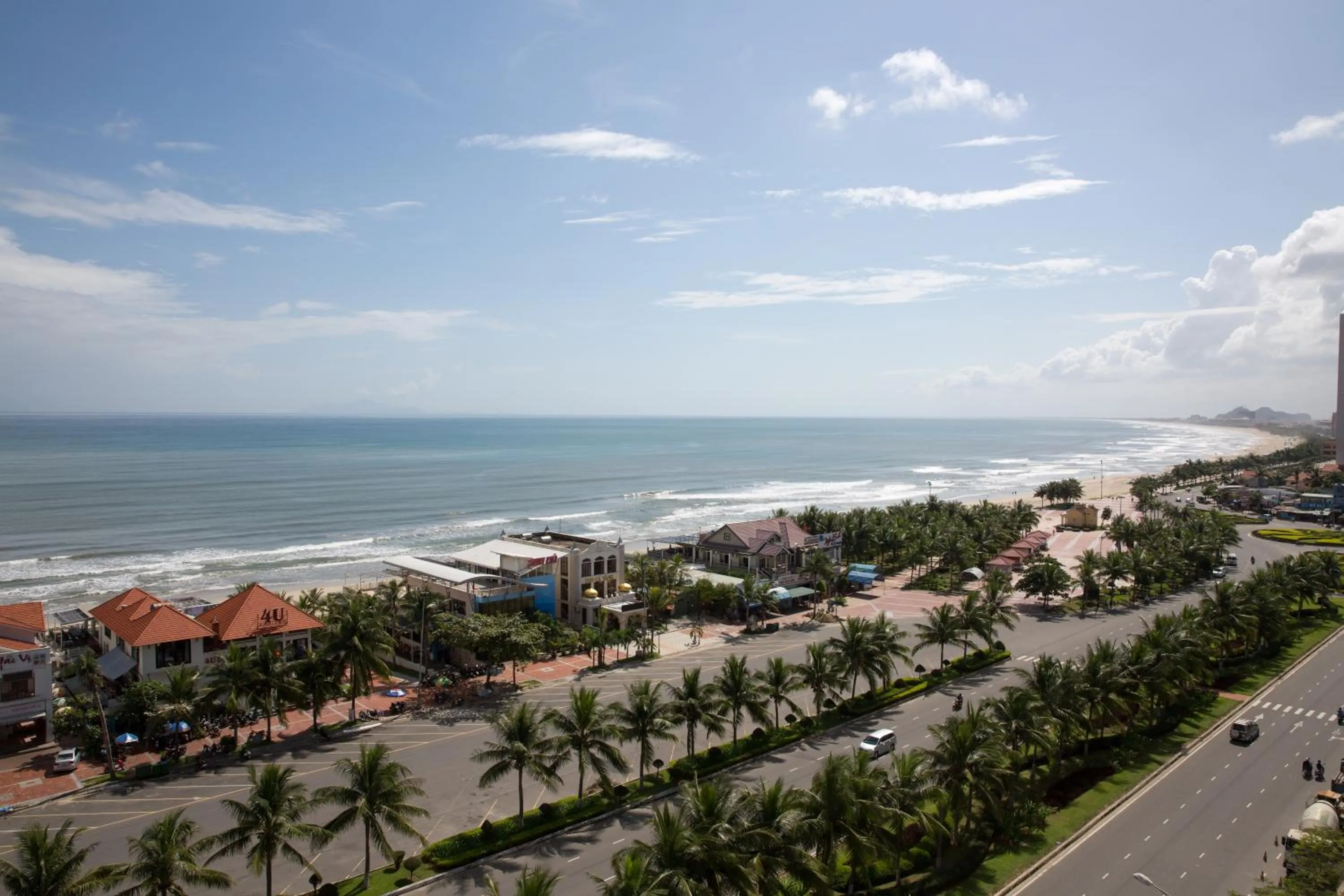 Beach in Diamond Sea Hotel