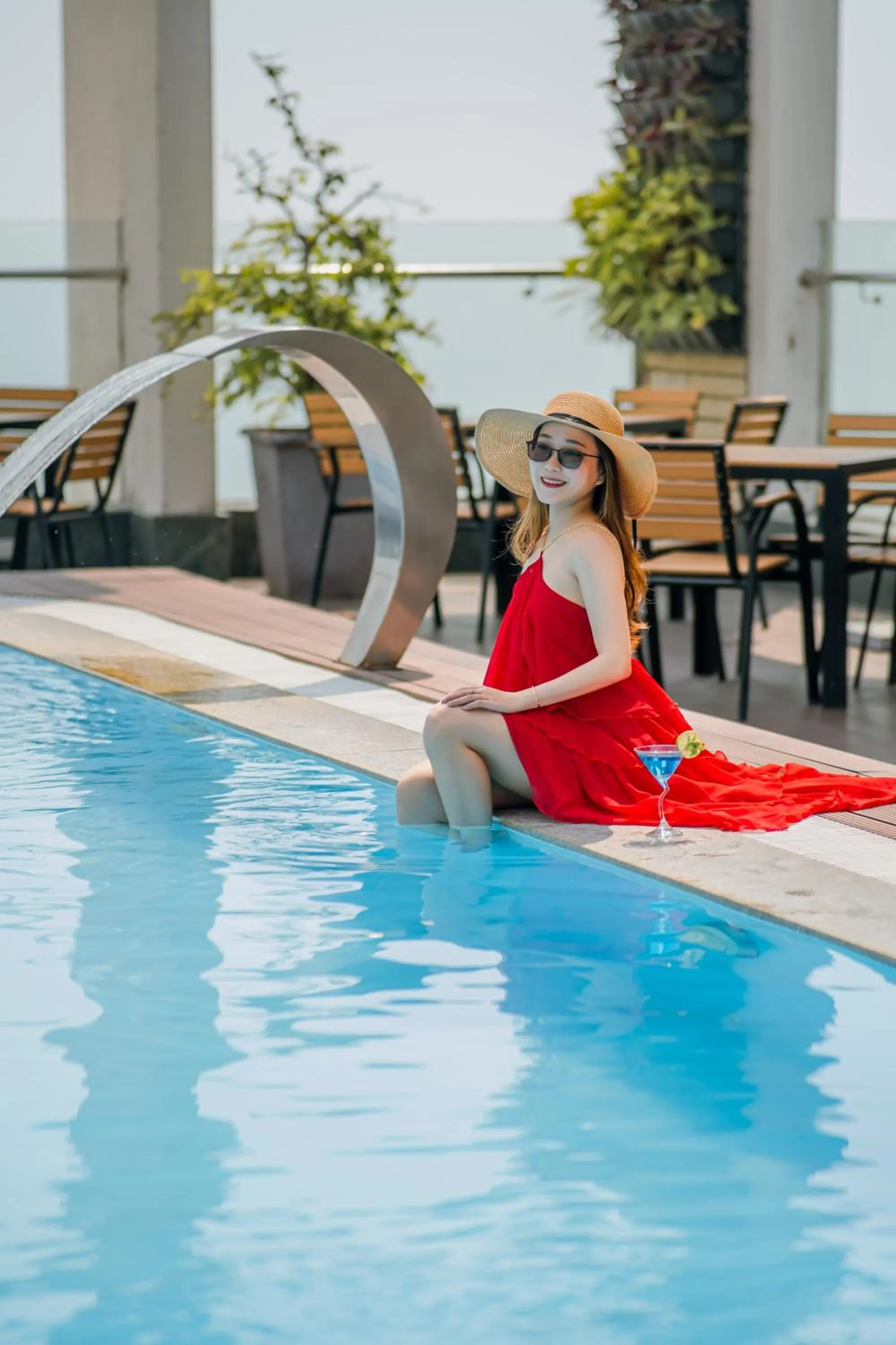 Guests in Diamond Sea Hotel