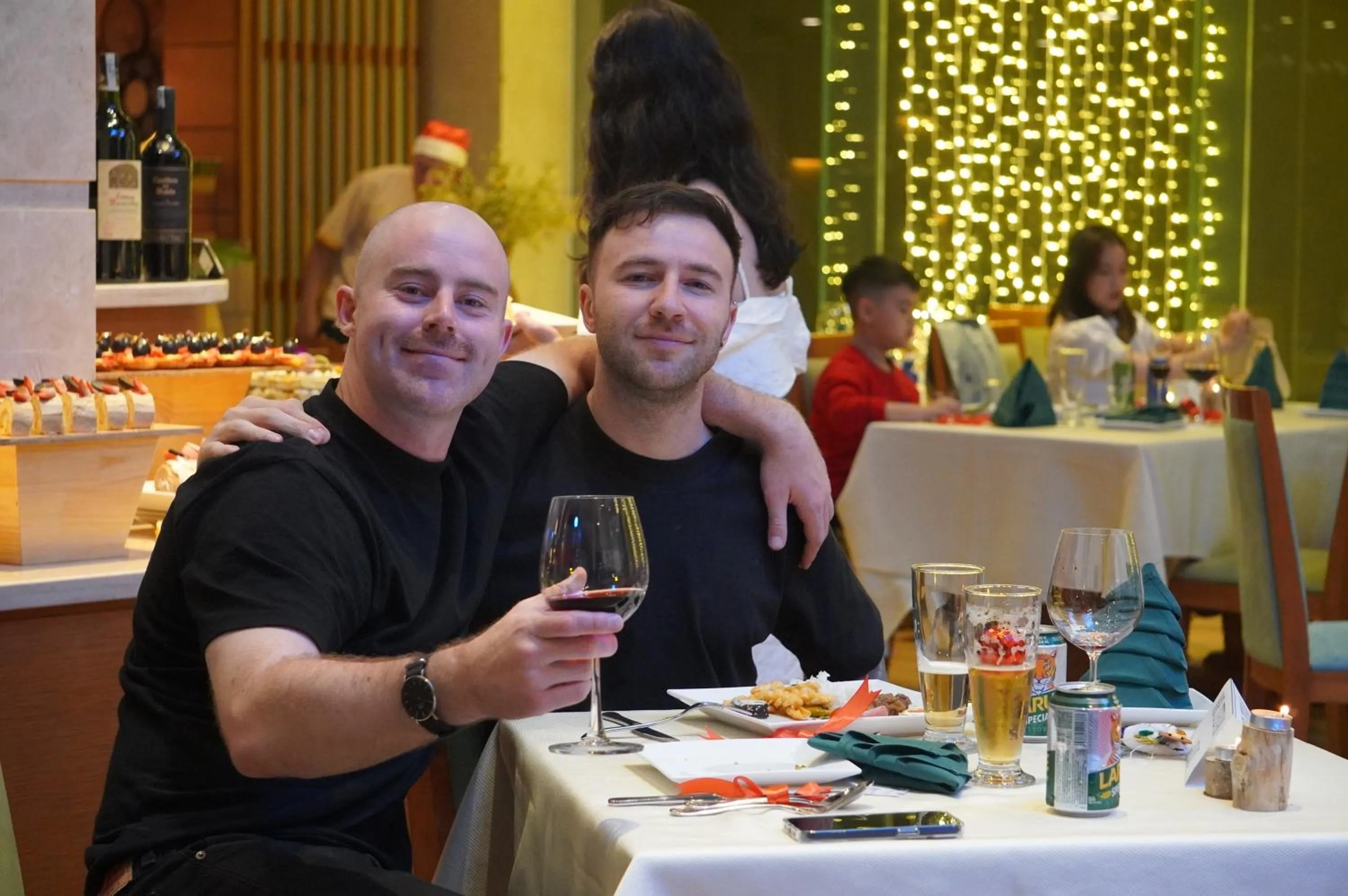 Restaurant/places to eat in Diamond Sea Hotel