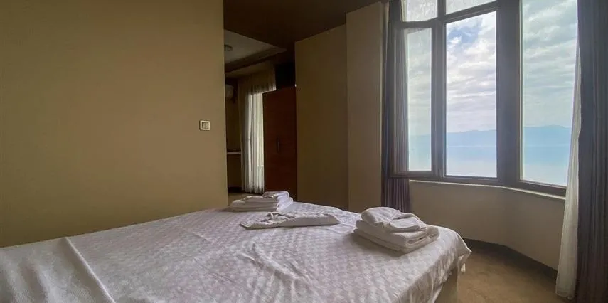 Bed in Aliento Hotel