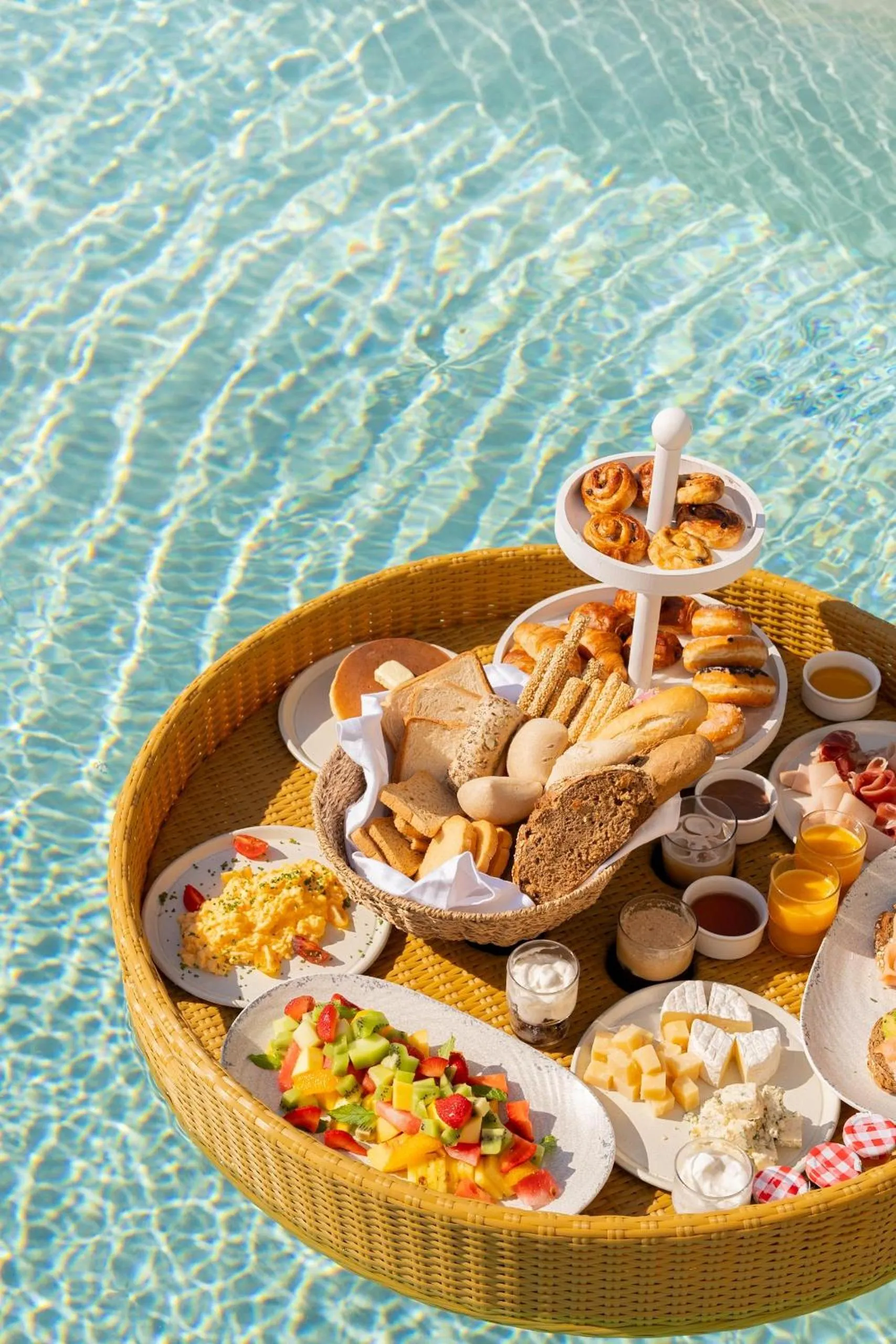 Restaurant/places to eat in Este Elegant Suites & Villas - Adults Only