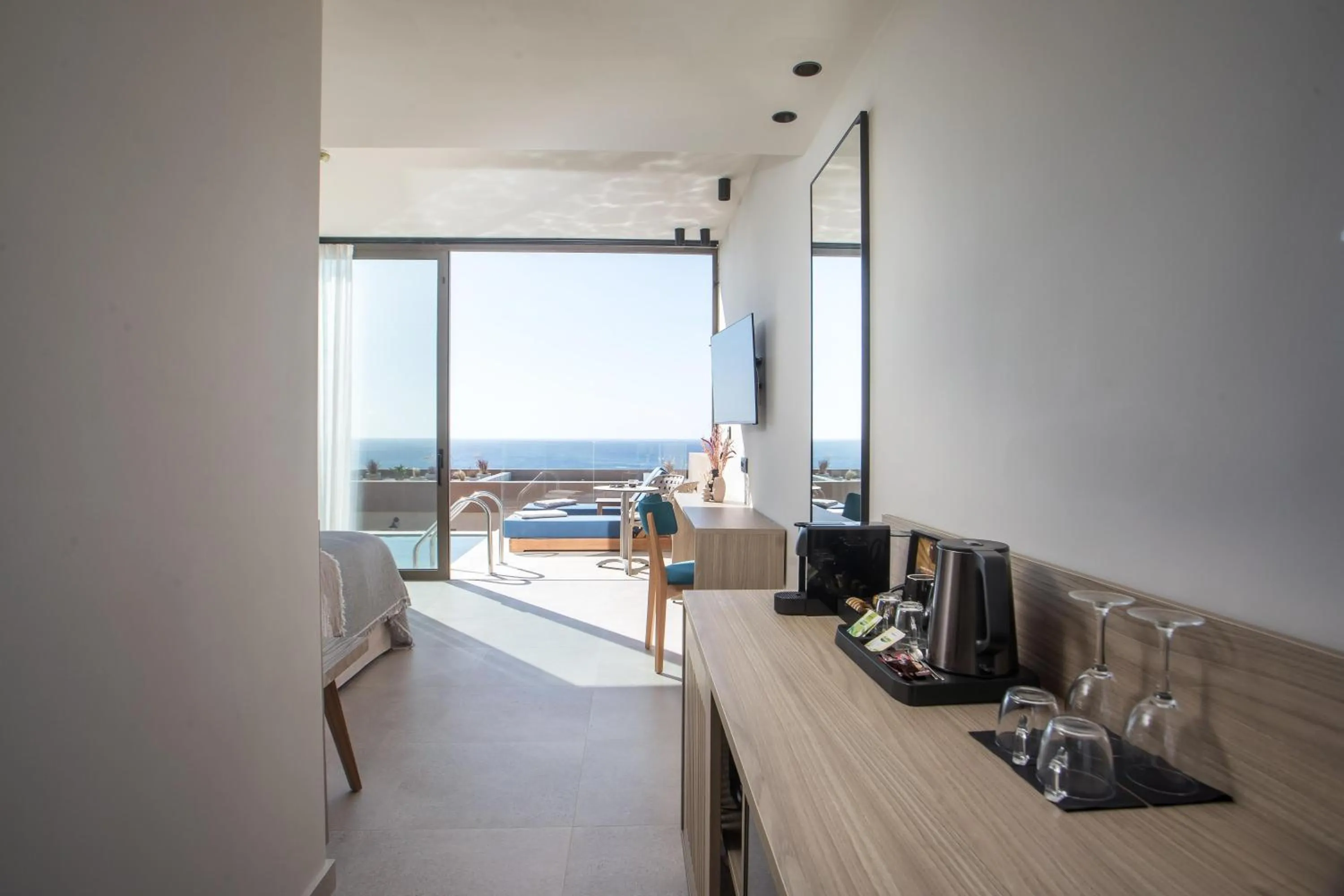 Photo of the whole room in Este Elegant Suites & Villas - Adults Only