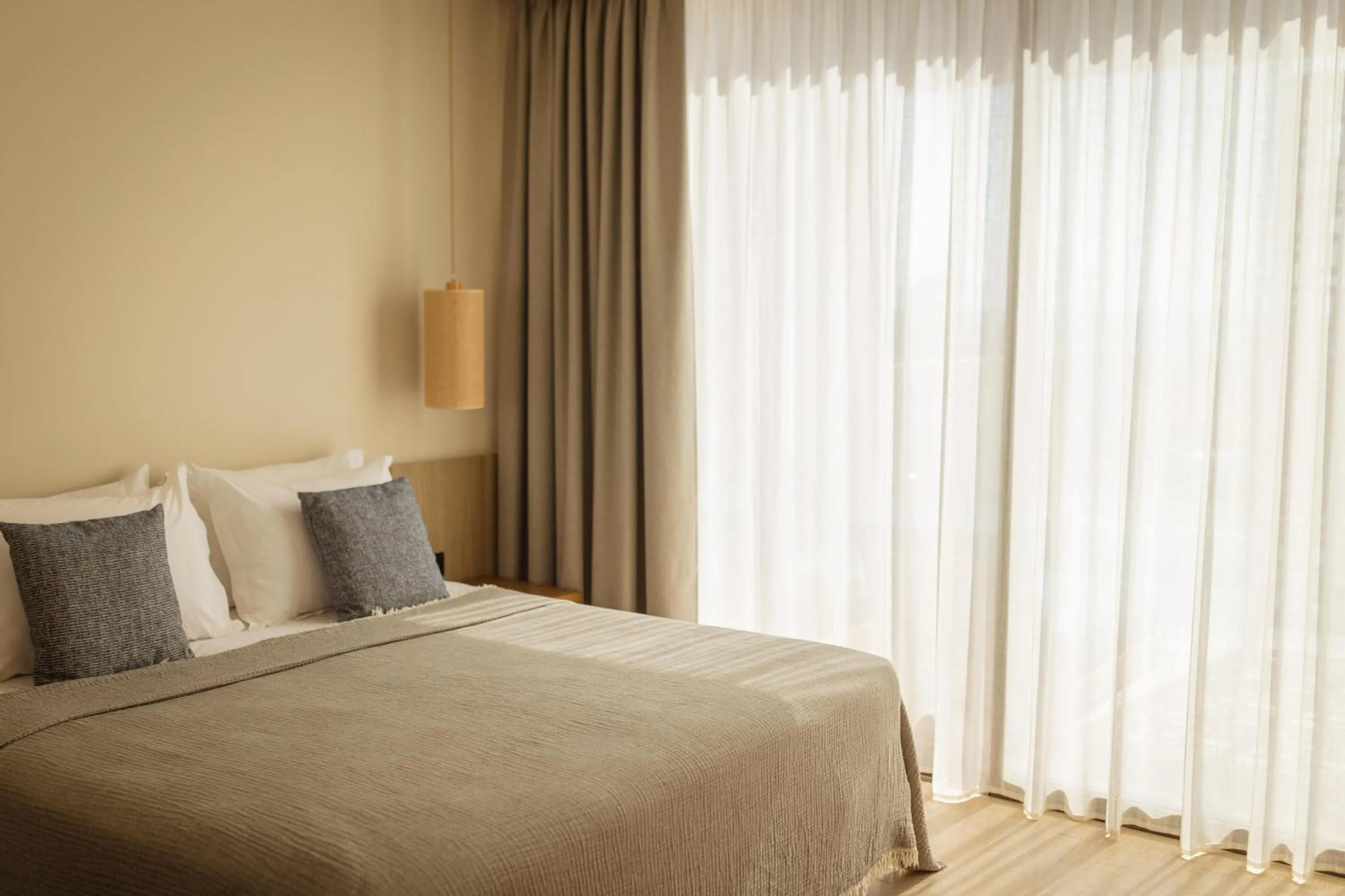 Photo of the whole room, Bed in Este Elegant Suites & Villas - Adults Only