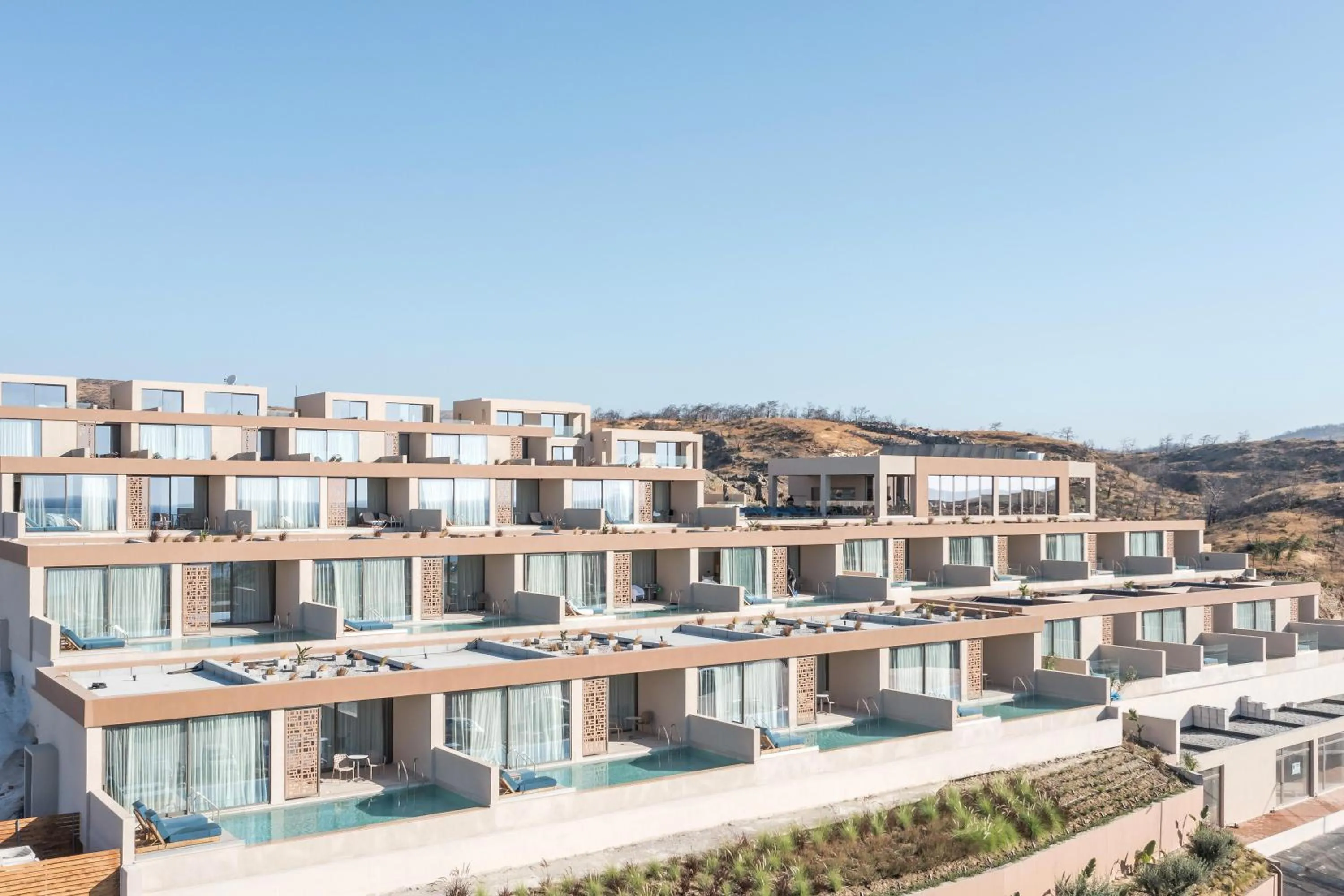 Property building in Este Elegant Suites & Villas - Adults Only