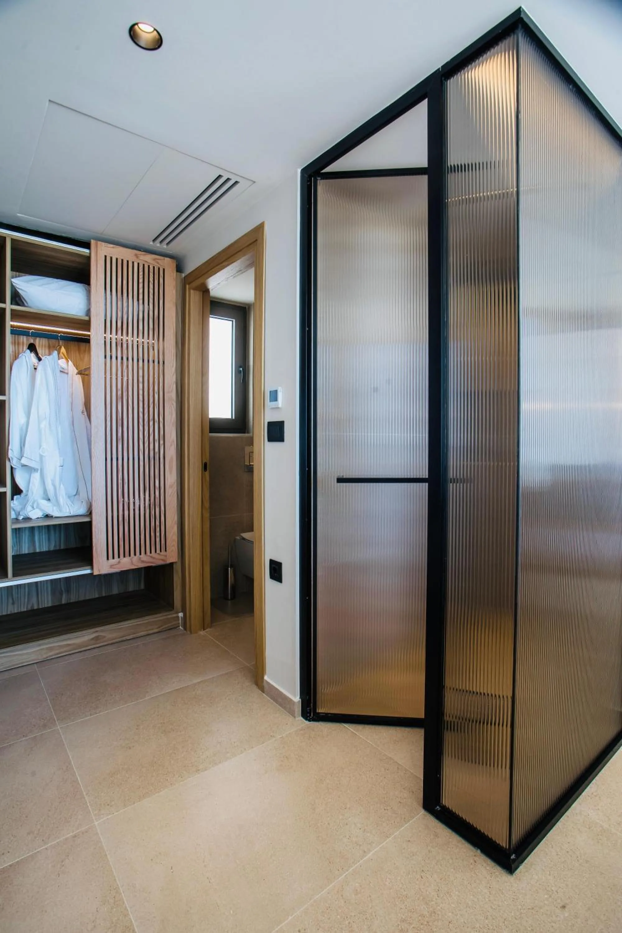 Photo of the whole room in Este Elegant Suites & Villas - Adults Only