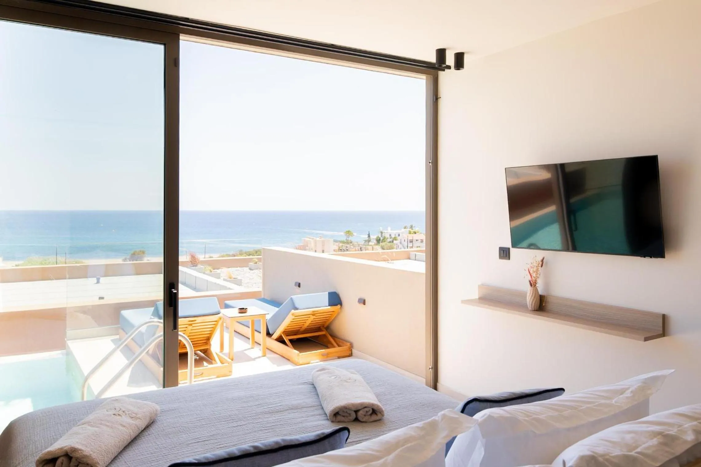 Photo of the whole room in Este Elegant Suites & Villas - Adults Only