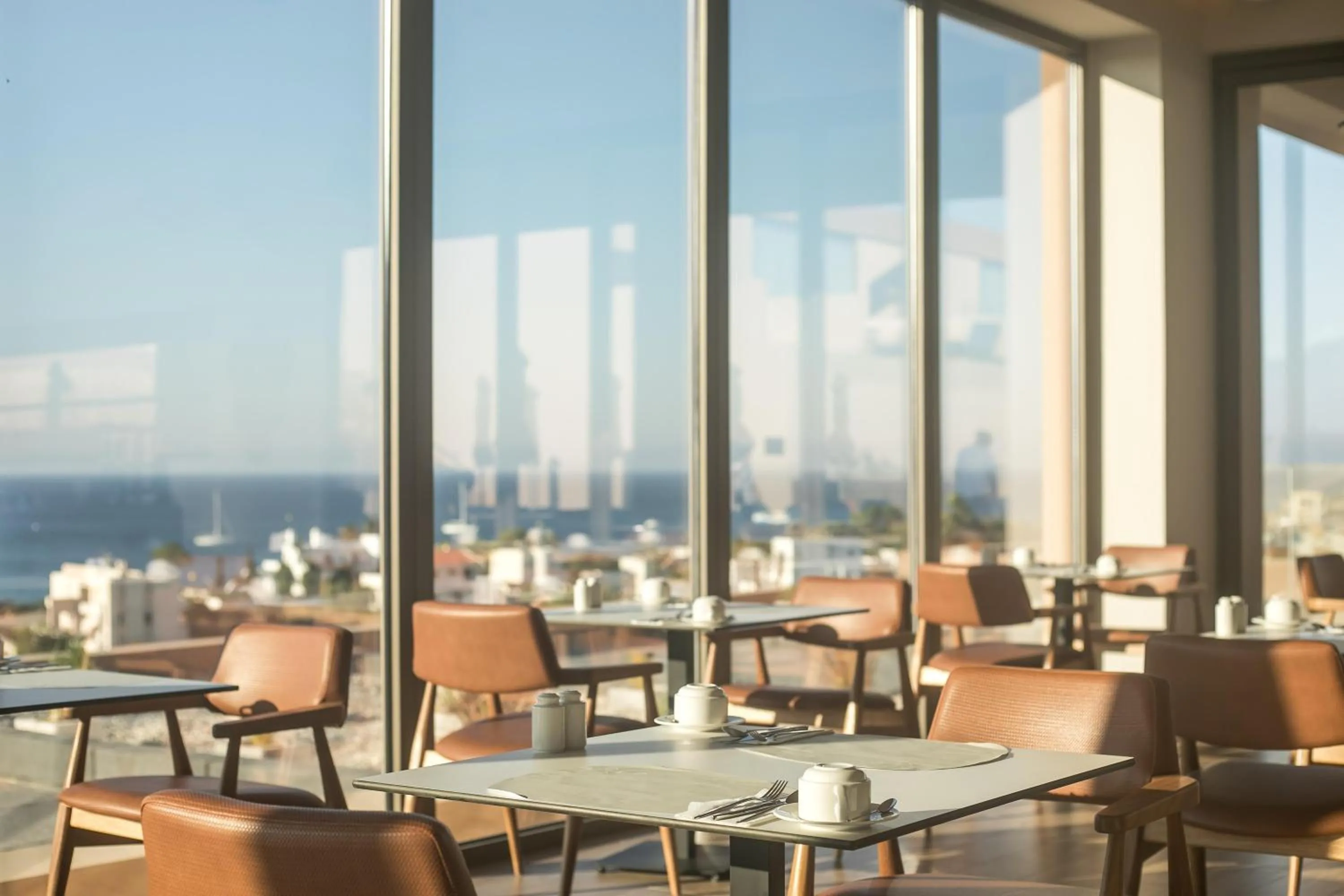 Restaurant/places to eat in Este Elegant Suites & Villas - Adults Only