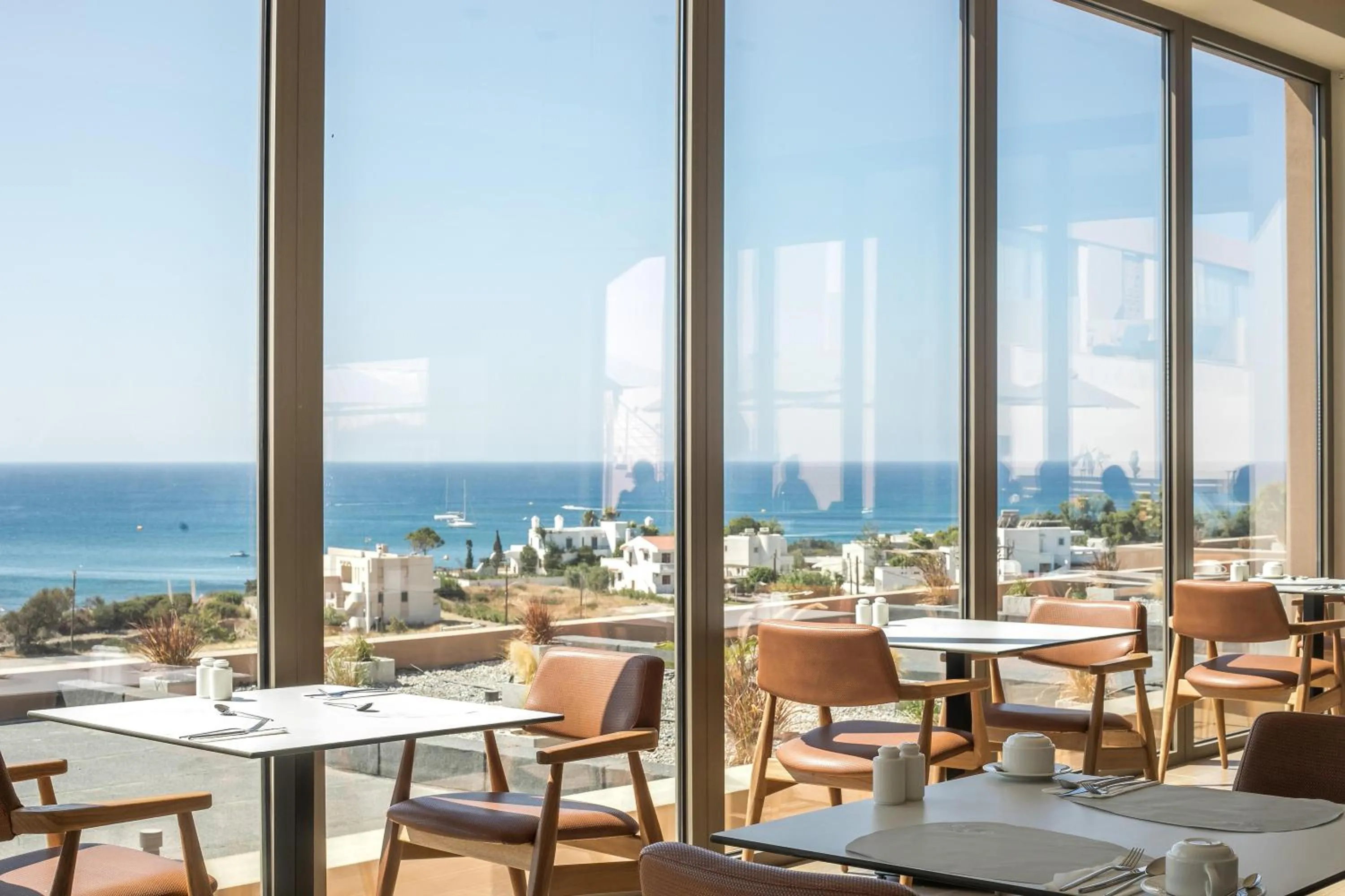 Restaurant/places to eat in Este Elegant Suites & Villas - Adults Only
