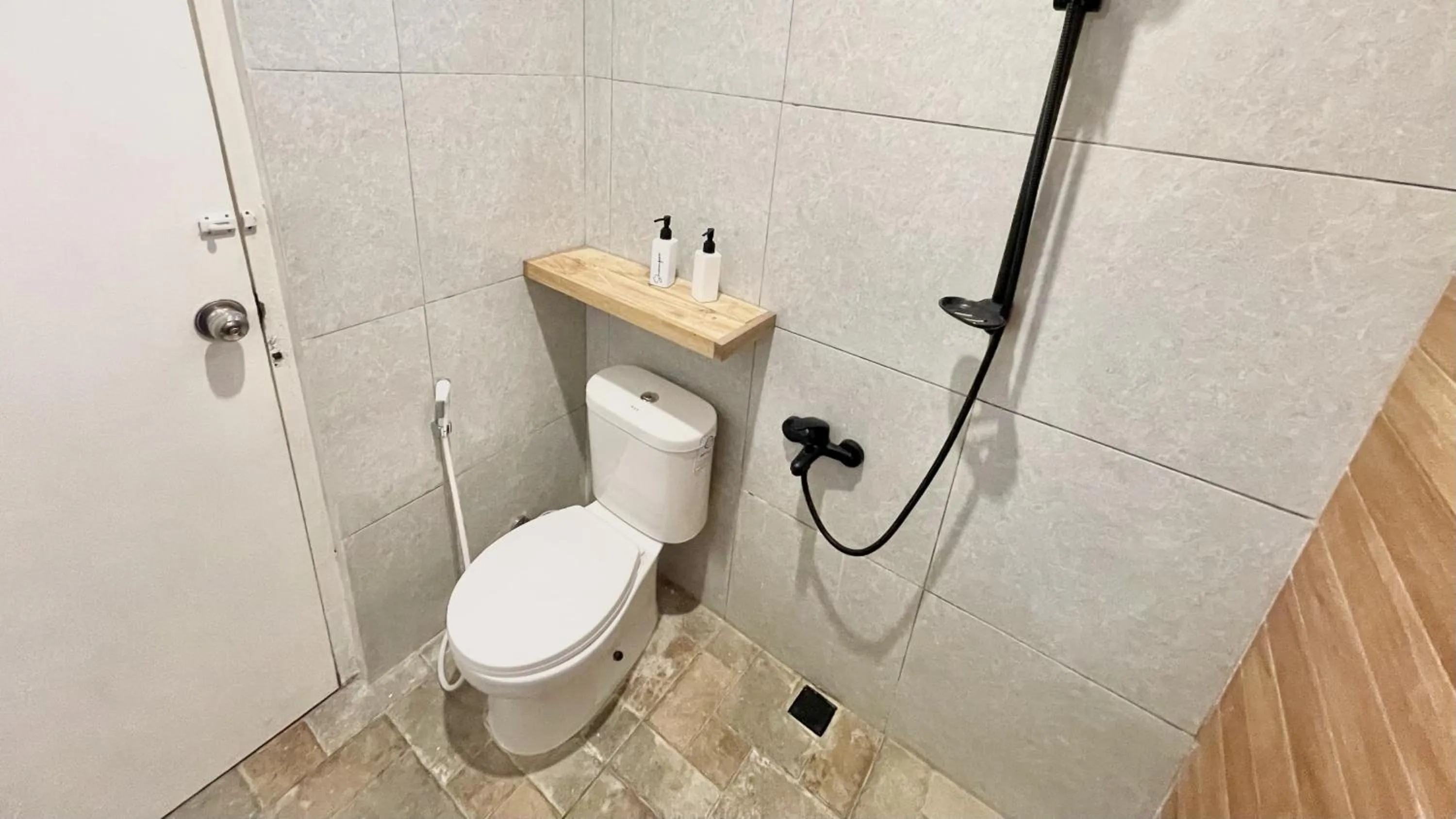 The Kanzi Hotel & Village