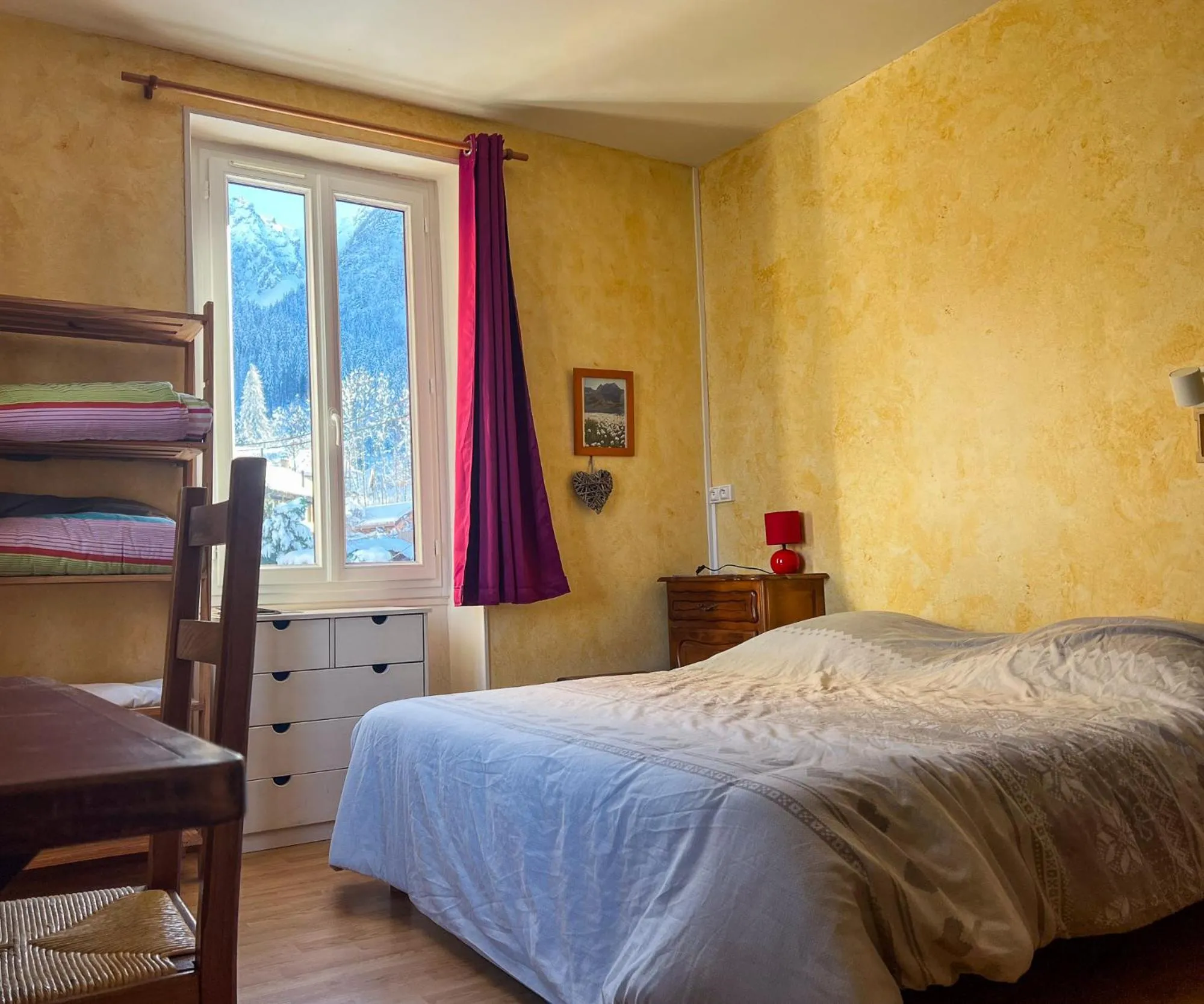 Family Room with Private Bathroom in Gite de la Martinette
