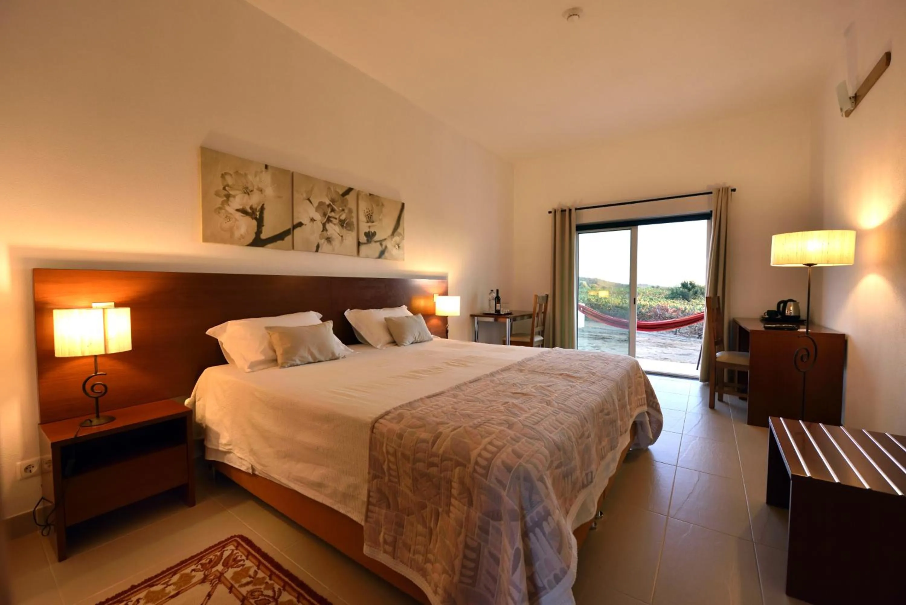Photo of the whole room, Bed in Quinta das Ratoeiras