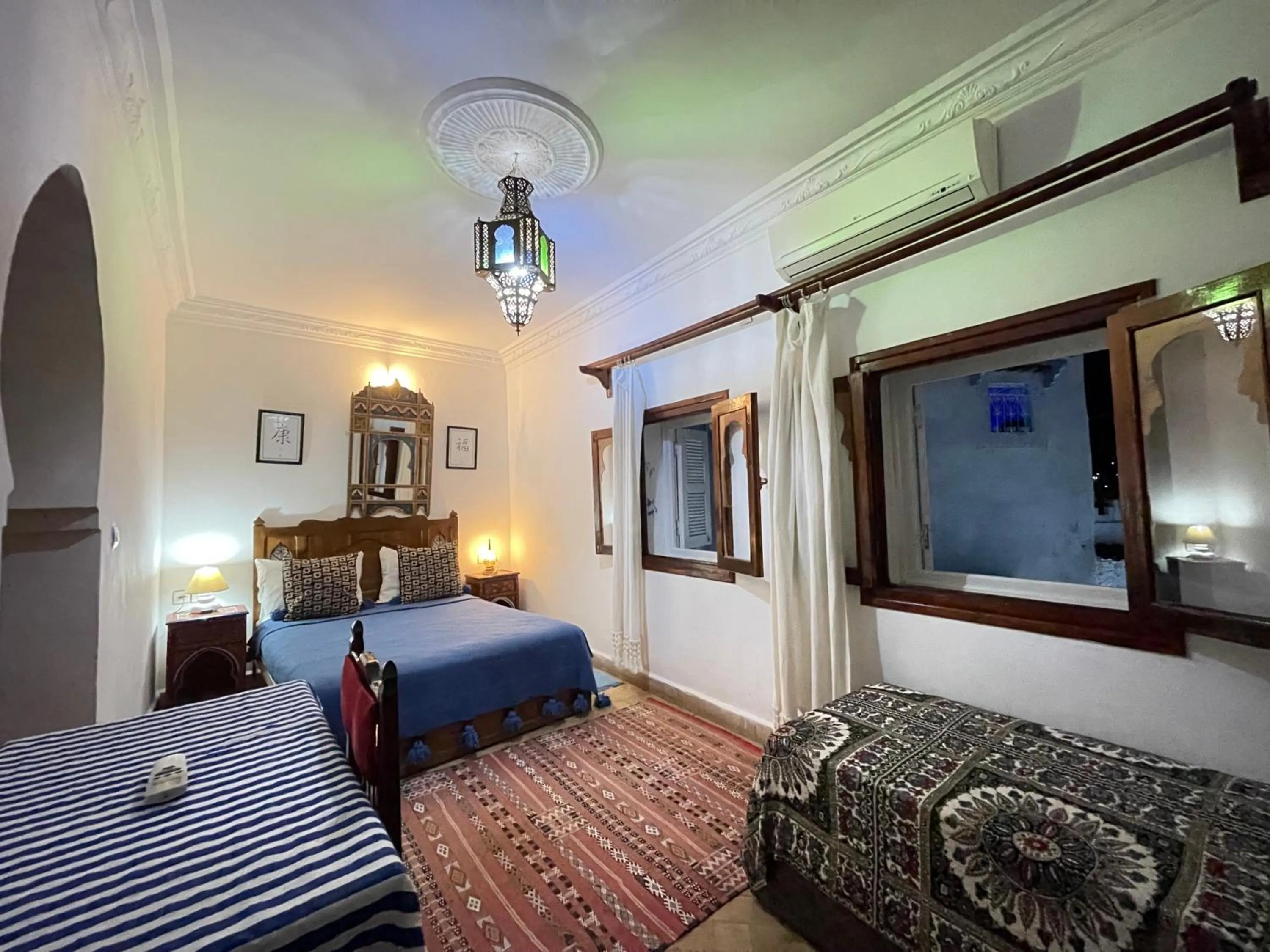 Photo of the whole room, Bed in Dar Sababa