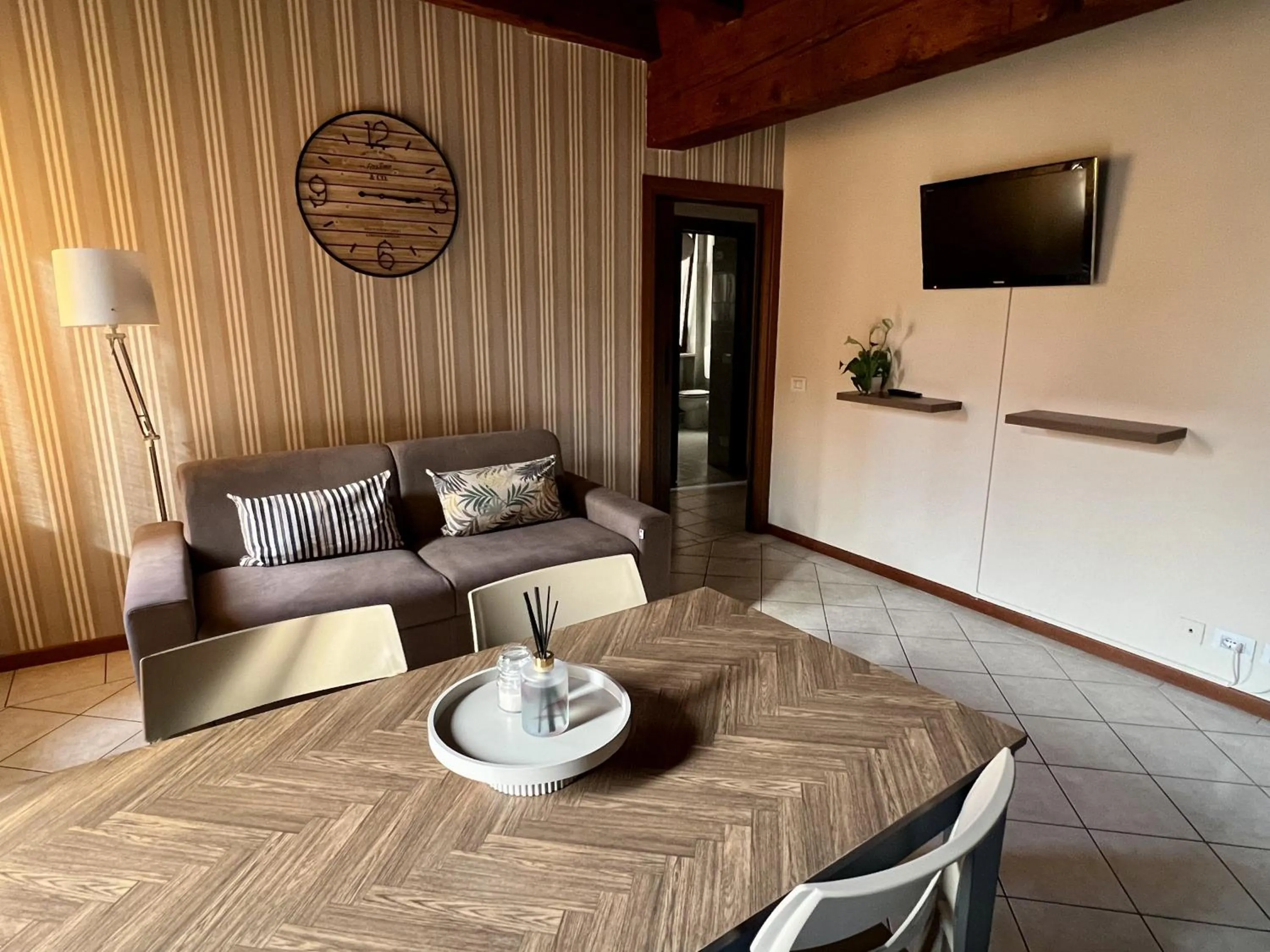 Living room in Verona Rooms