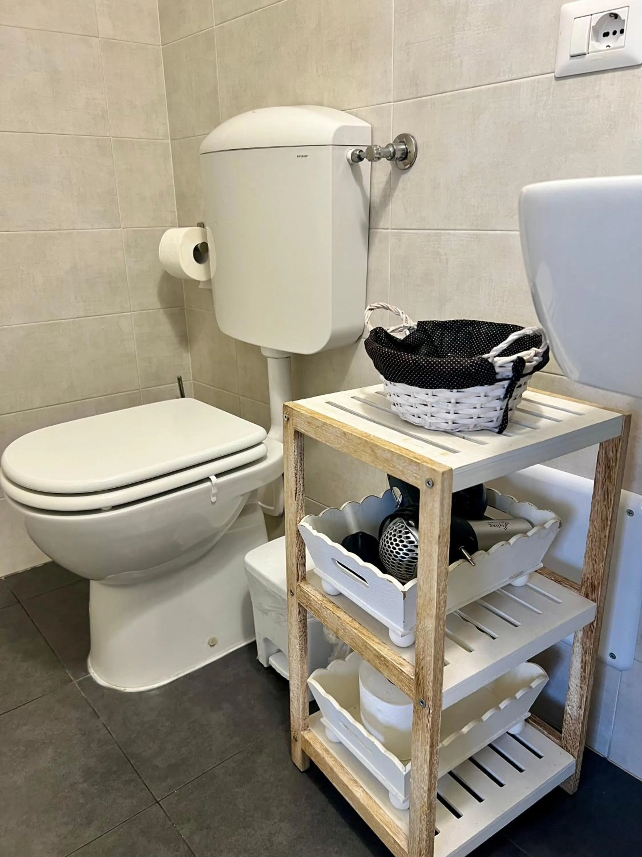 Bathroom in Verona Rooms