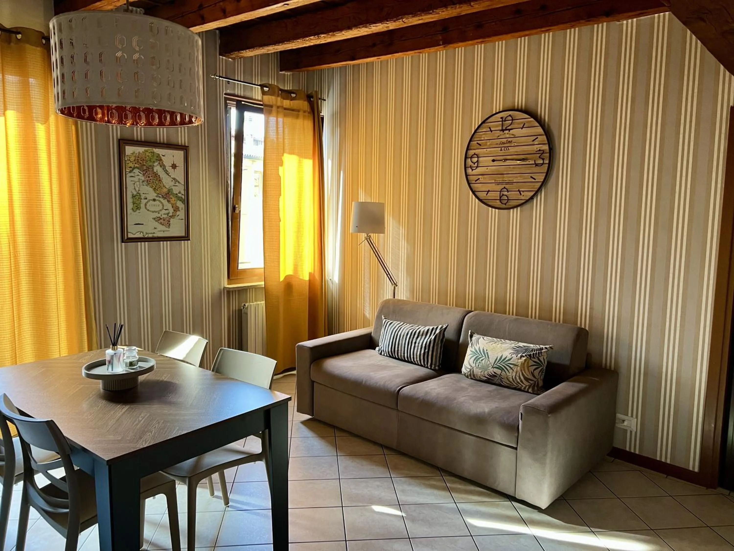 Living room in Verona Rooms