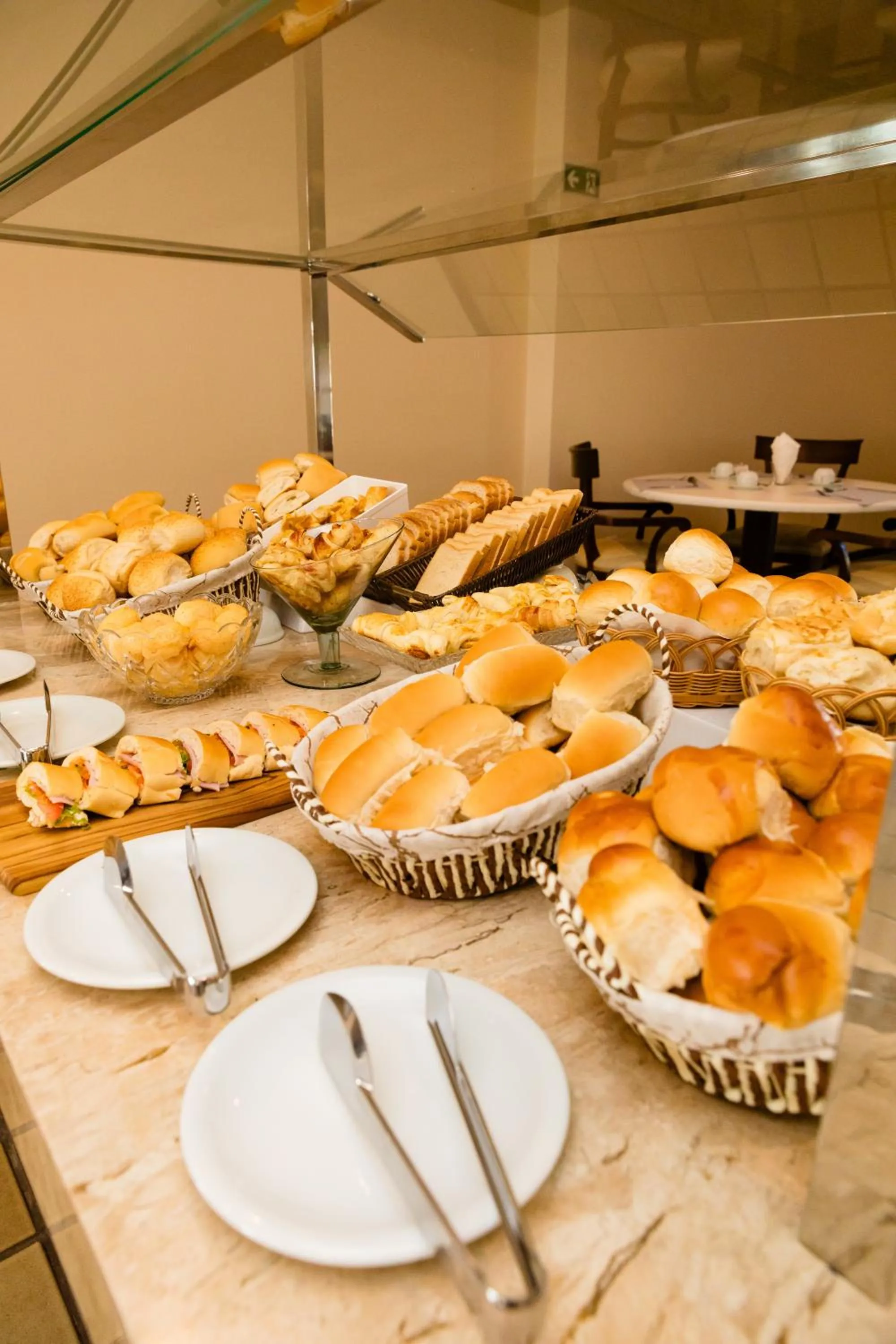 Food and drinks in Mirai Beach Hotel