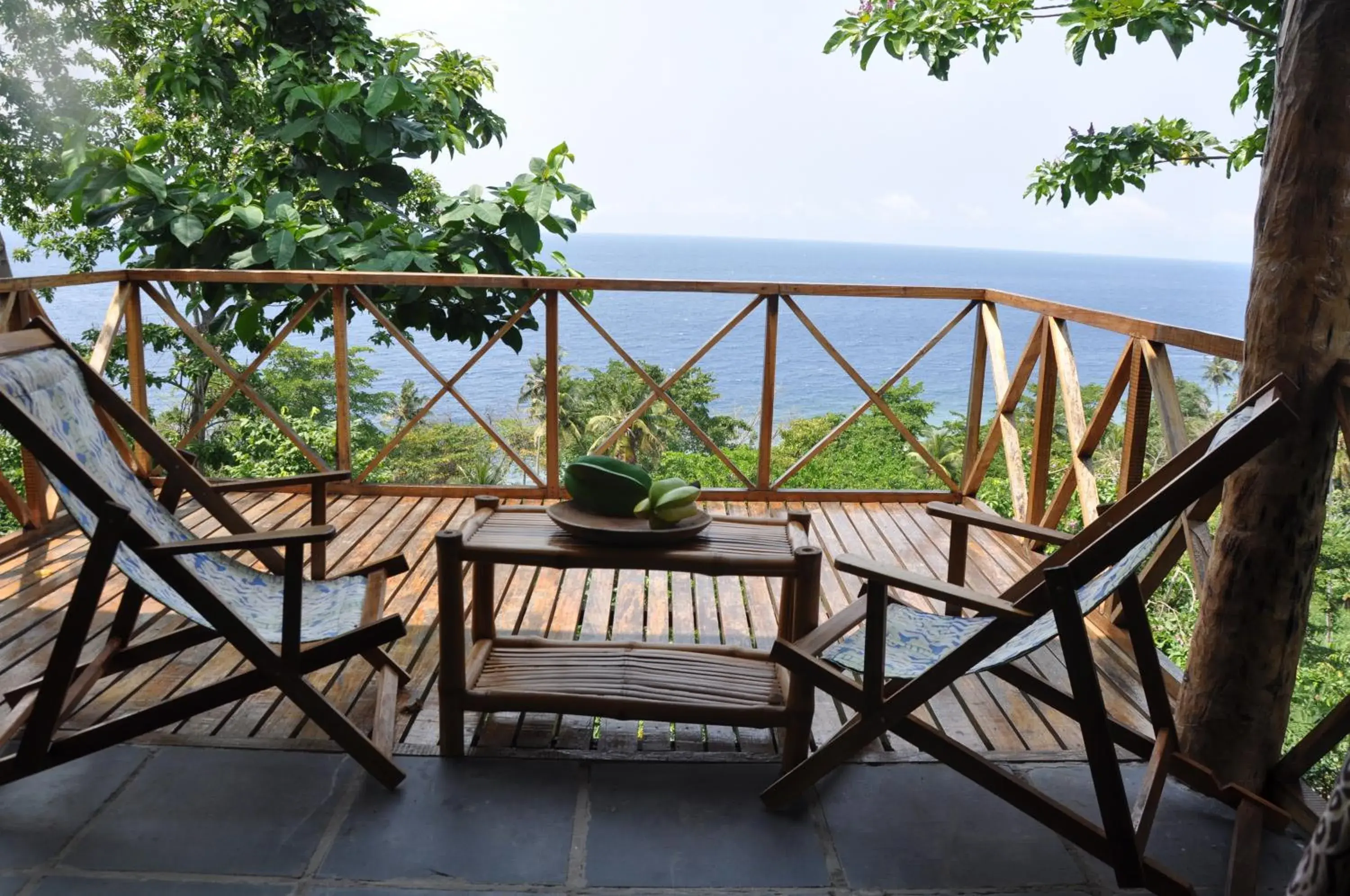 Deluxe Room (2 Adults + 1 Child) - single occupancy in Mucumbli Deluxe Room (2 Adults + 1 Child) - single occupancy in Mucumbli