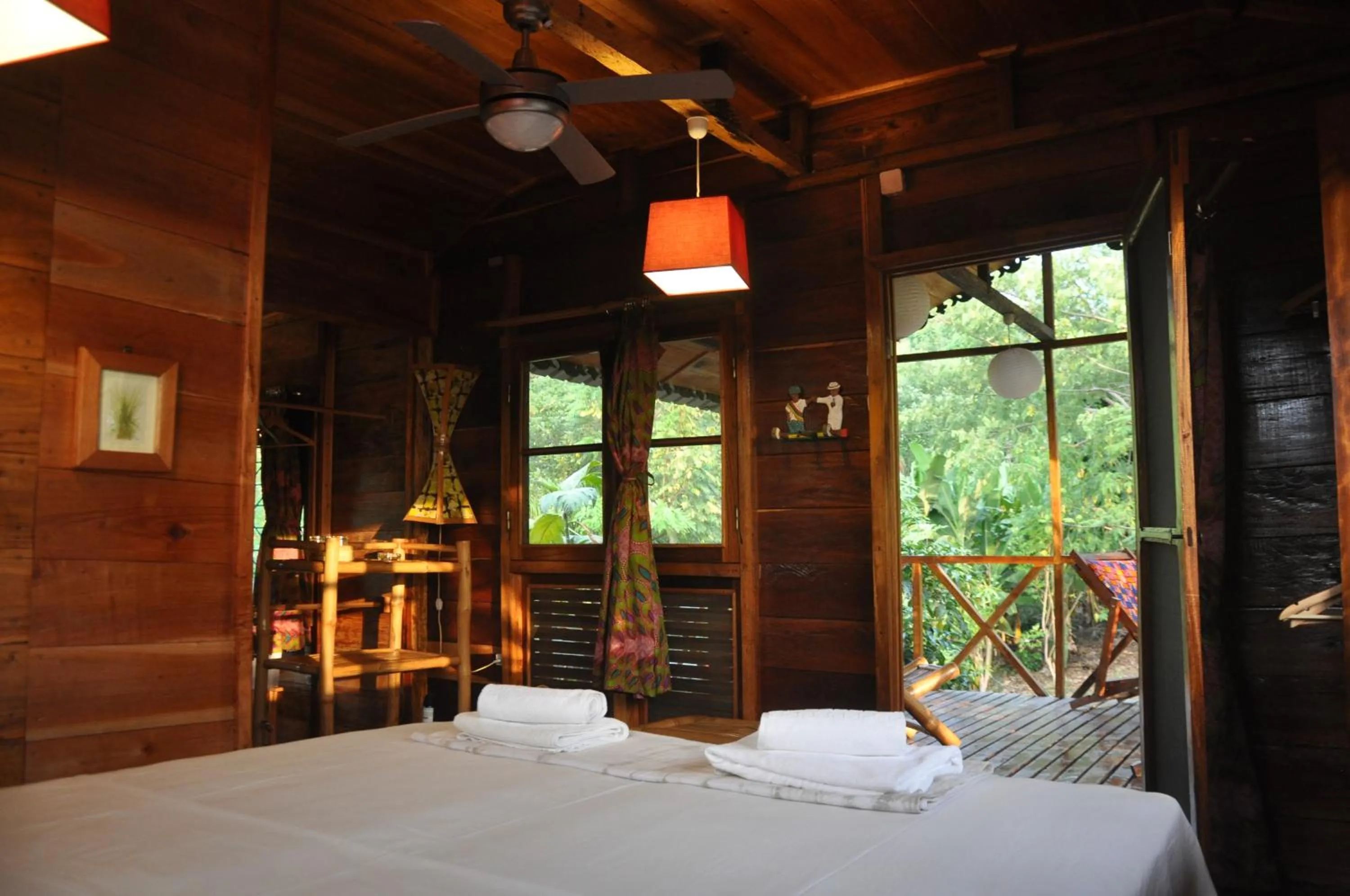 View (from property/room), Bed in Mucumbli
